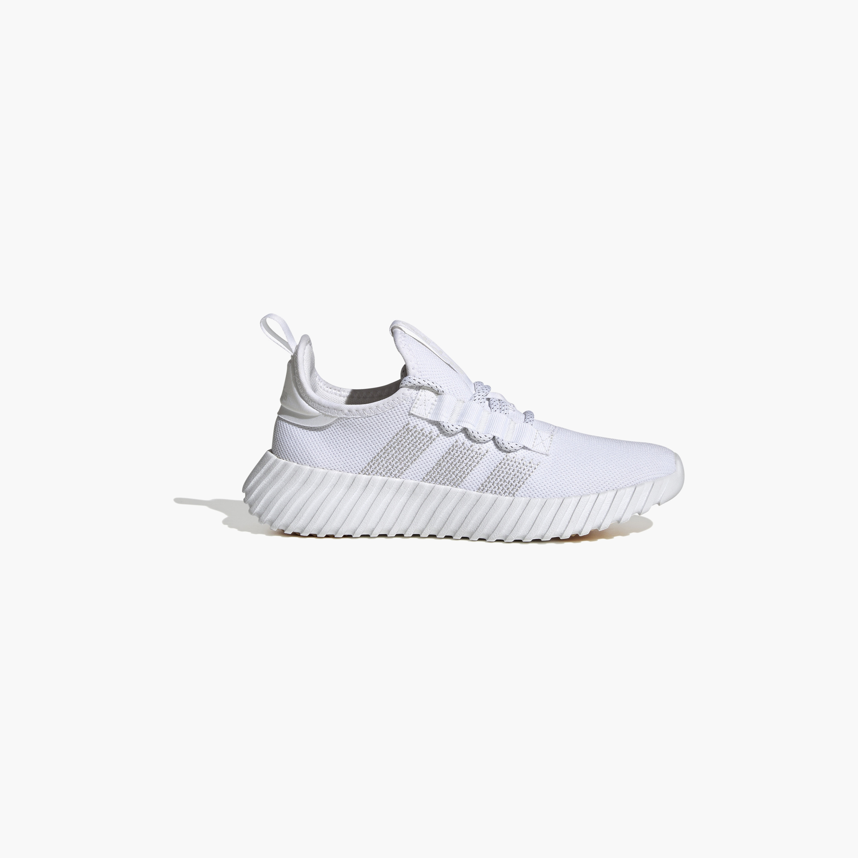 حذاء المشي ذو كابتير فلو للنساء من أديداس | OE-women-shoes-sneakers-image-9
