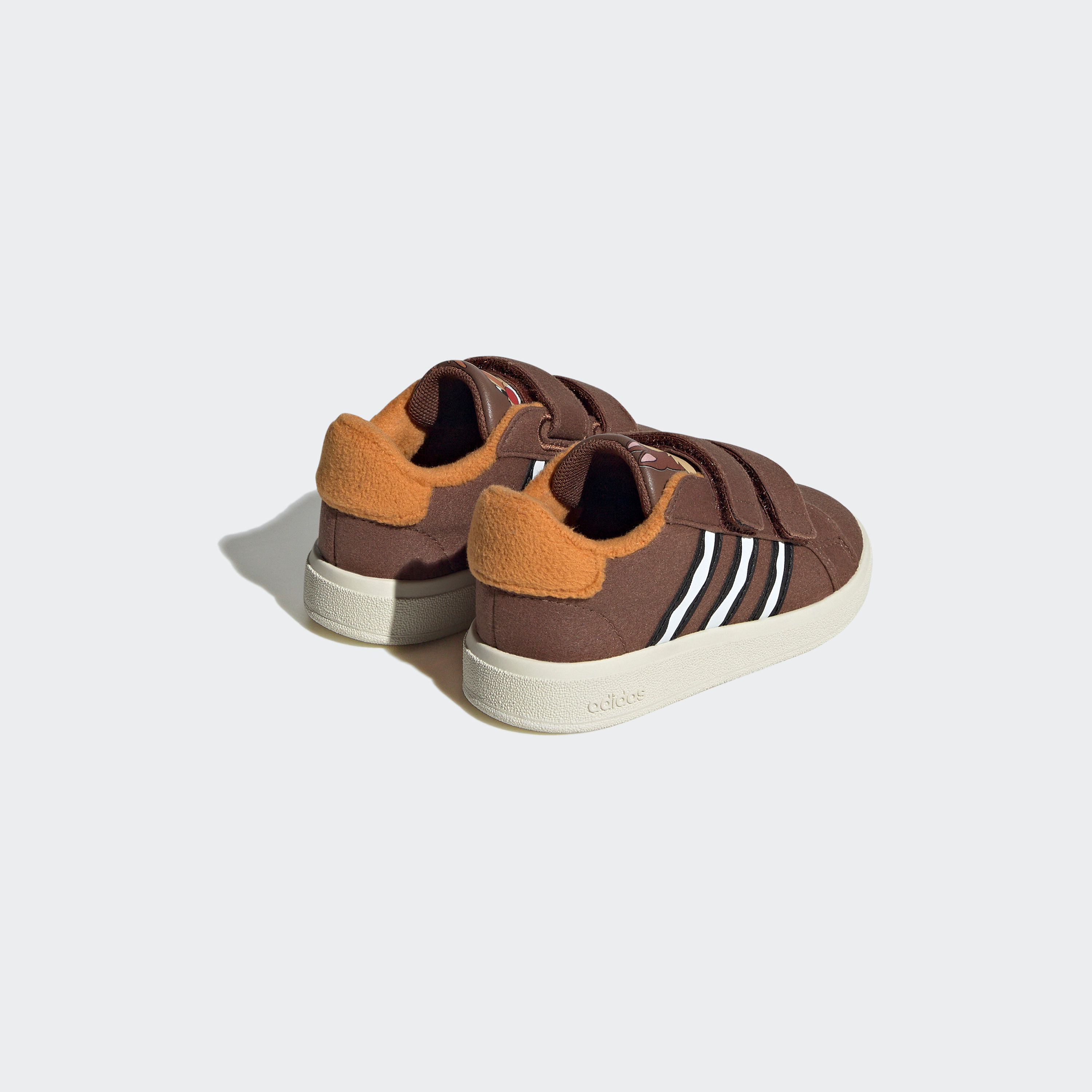 حذاء سنيكرز جراند كورت ديزني تشيبمونكس من أديداس للأطفال | او اي-sports-boys-shoes-image-6