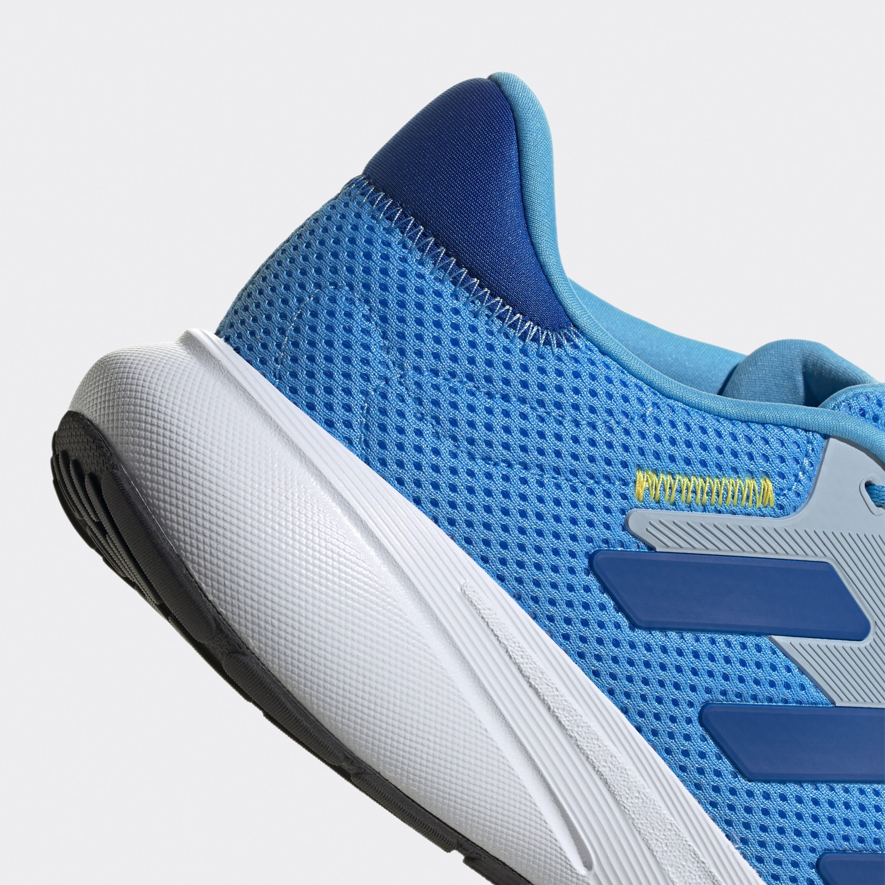 أديداس - حذاء الجري ريسبونس رانر من ID7337-sports-men-shoes-image-25