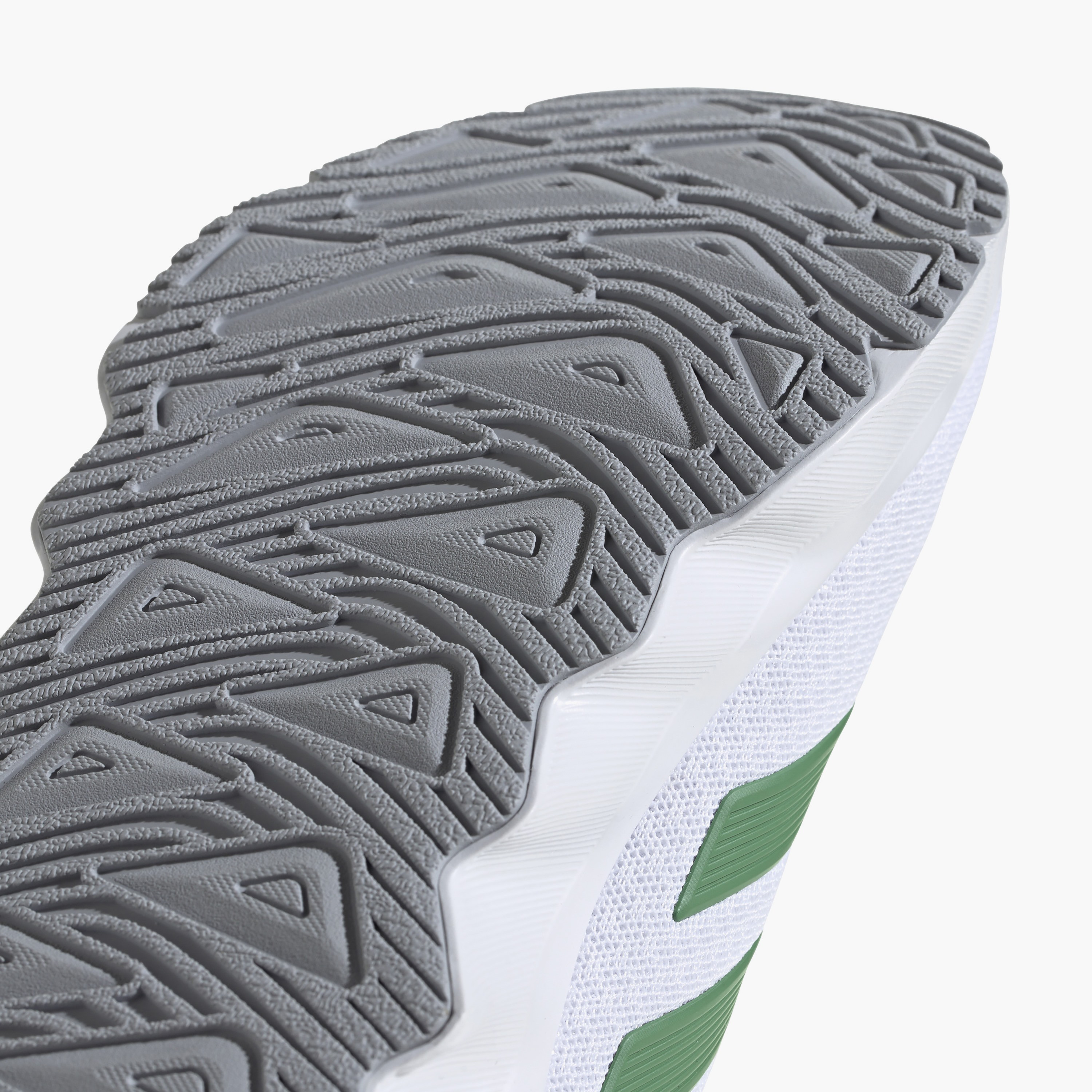 حذاء الجري ذو سويتش موف للرجال من اديداس | OE-sports-men-shoes-image-24