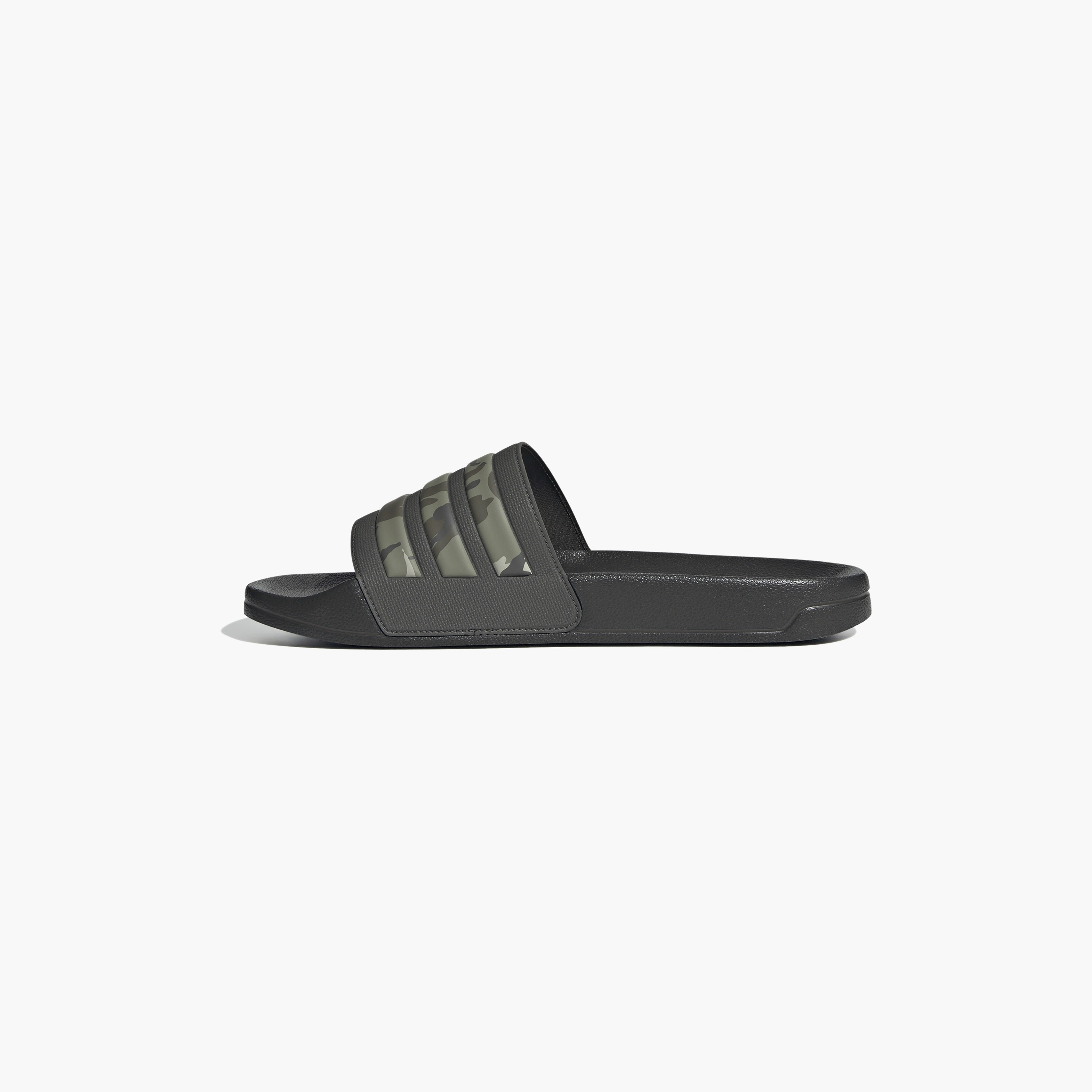 سلايدس الاستحمام ذو اديليت للرجال من اديداس IG3683 | OE-men-shoes-flipflopsandslides-image-3
