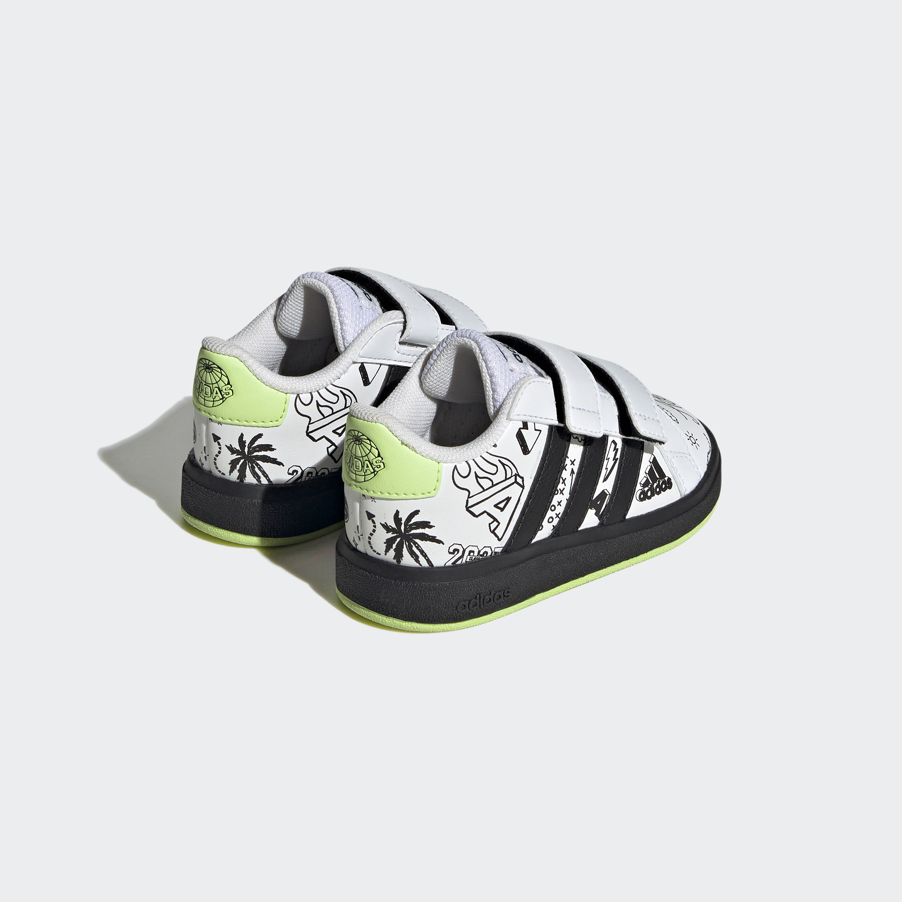 حذاء رياضي للأطفال جراند كورت لايف ستايل مزود بخطاف وحلقة من اديداس | او اي-sports-boys-shoes-image-13