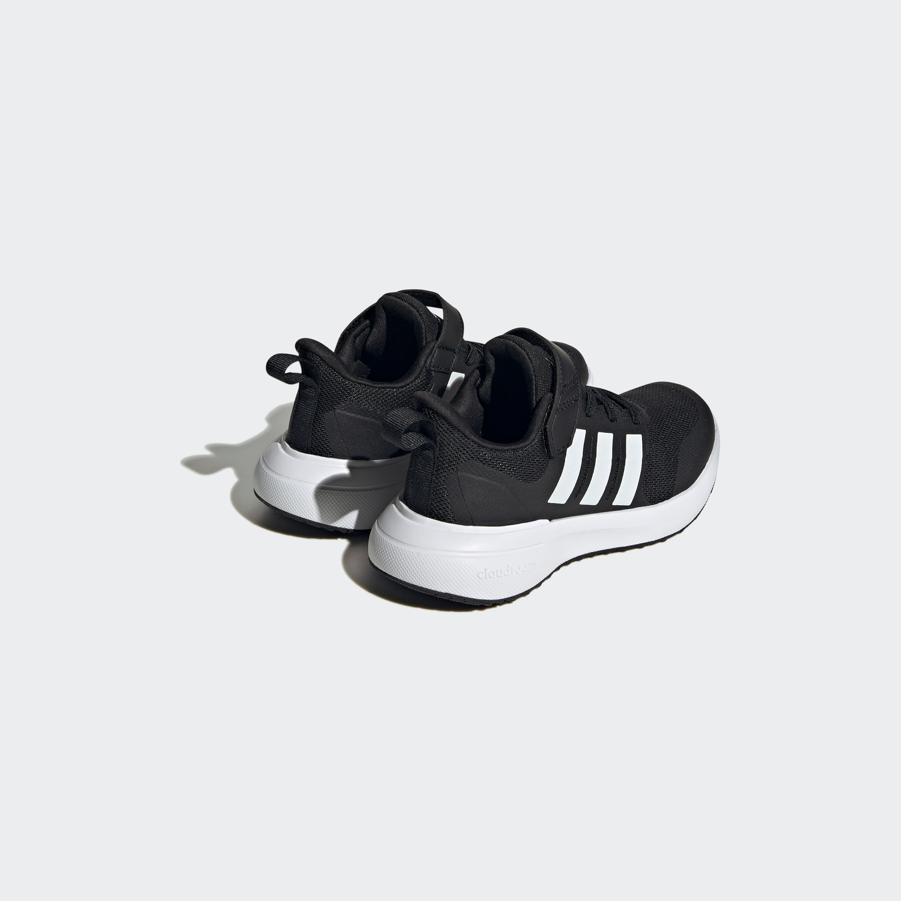 حذاء رياضي فورتارون 2.0 كلاود فوم للجري بجزام علوي ورباط مرن للاطفال من اديداس| او اي-girls-shoes-sneakers-image-13