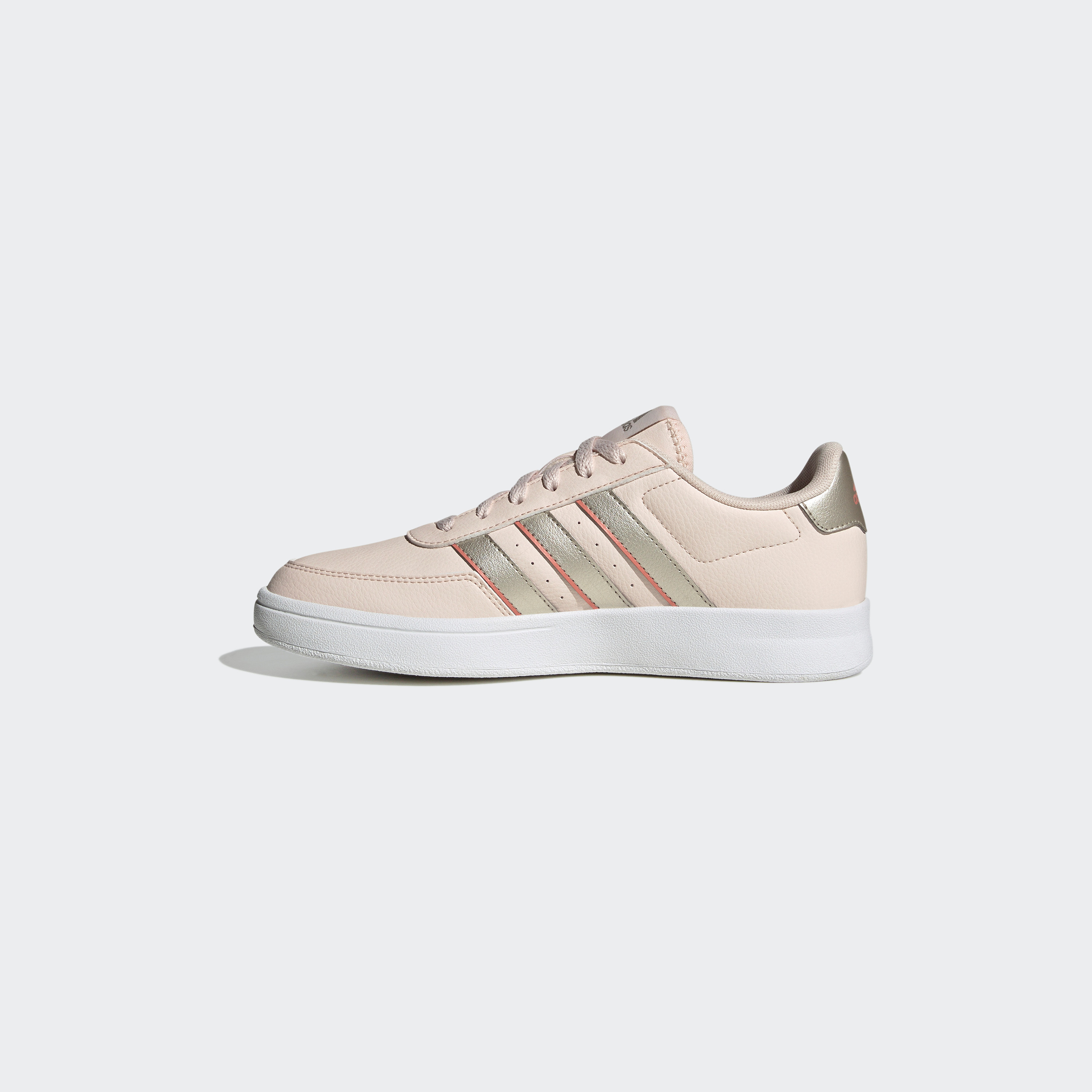 حذاء بريكنيت 2.0 رياضي للنساء من اديداس| او اي-women-shoes-sneakers-image-31