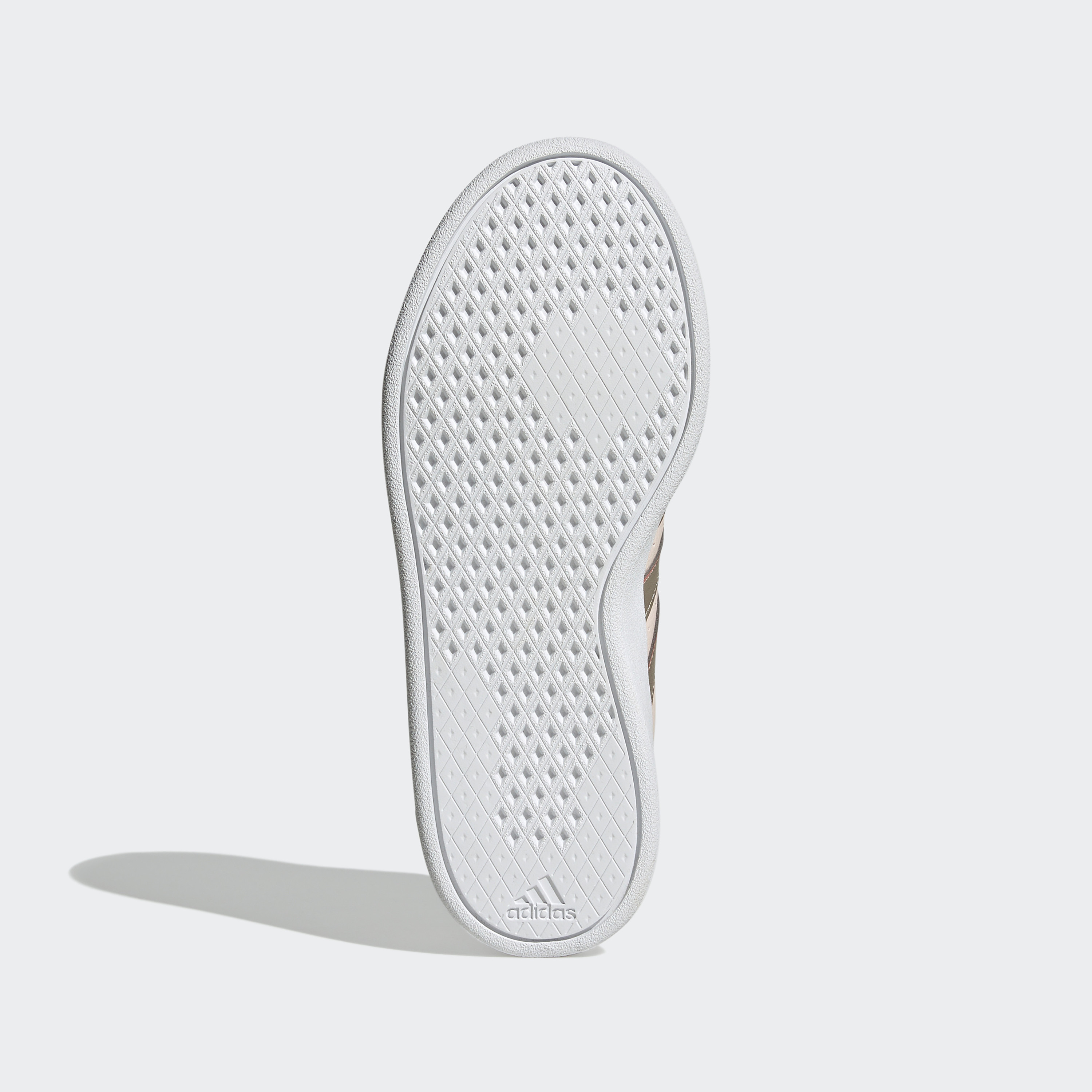 حذاء بريكنيت 2.0 رياضي للنساء من اديداس| او اي-women-shoes-sneakers-image-33