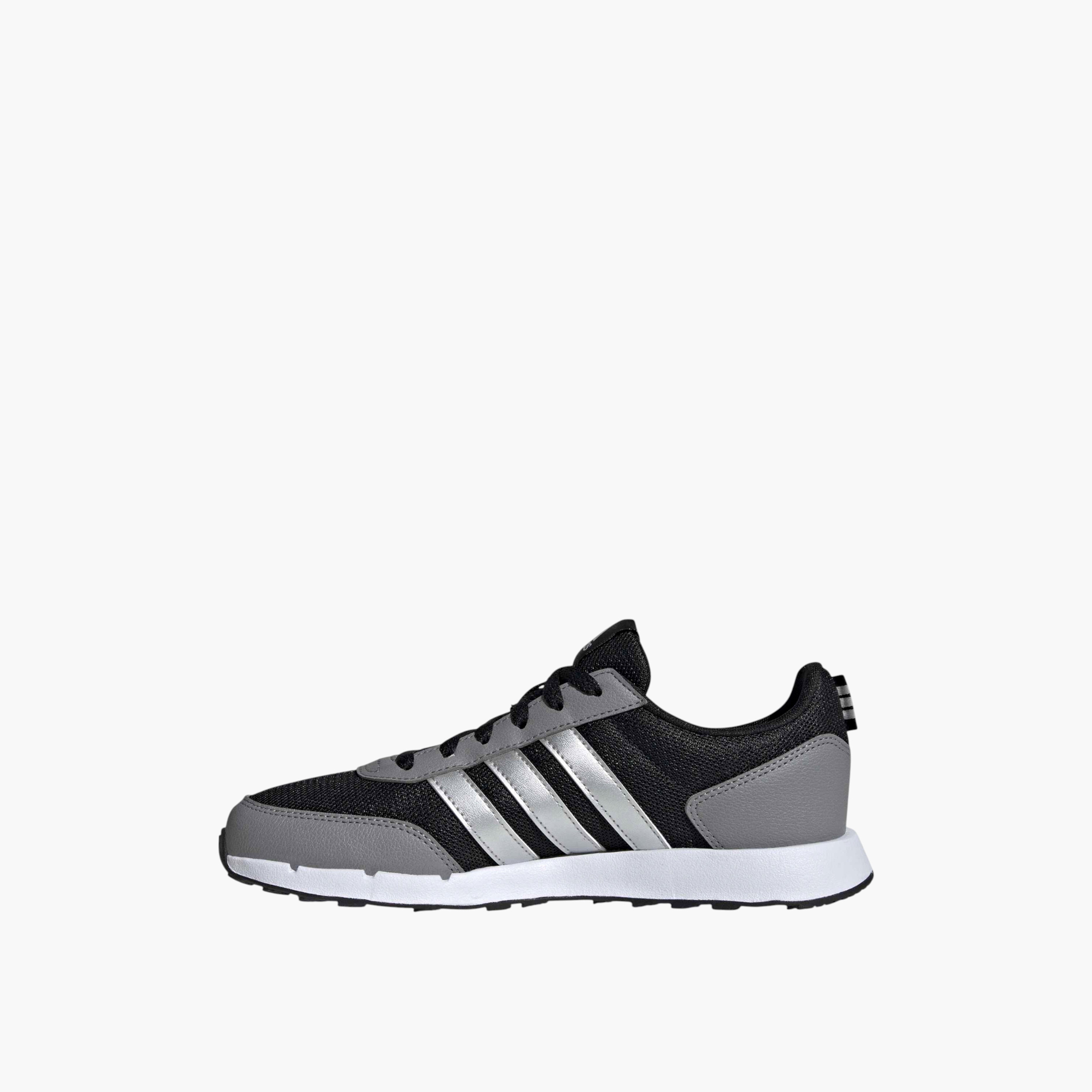 حذاء سنيكرز برباط إغلاق للنساء RUN50S  من أديداس-women-shoes-sneakers-image-4