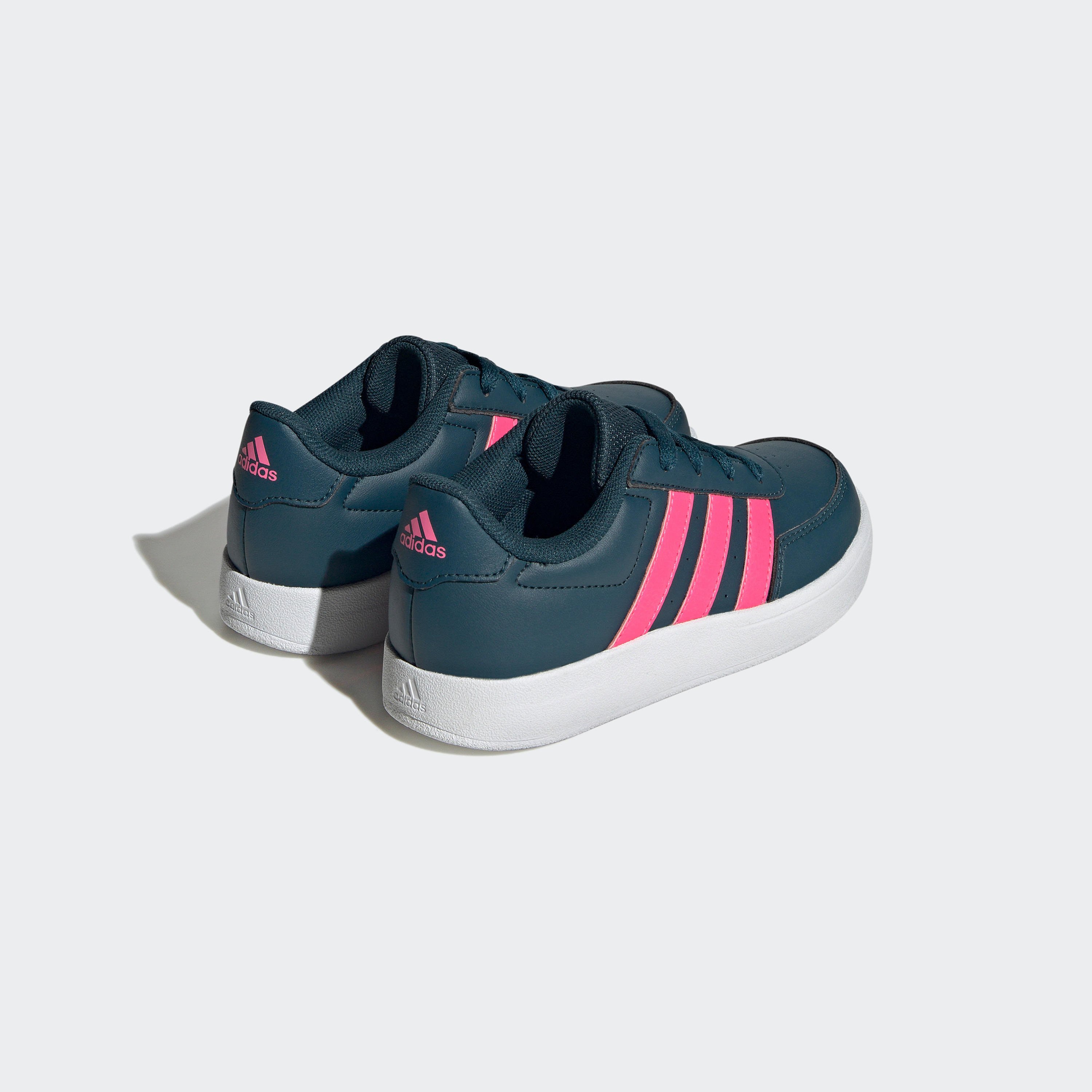 حذاء سنيكرز بريك نت لايف ستايل كورت من أديداس للأطفال من اديداس| او اي-girls-shoes-sneakers-image-6