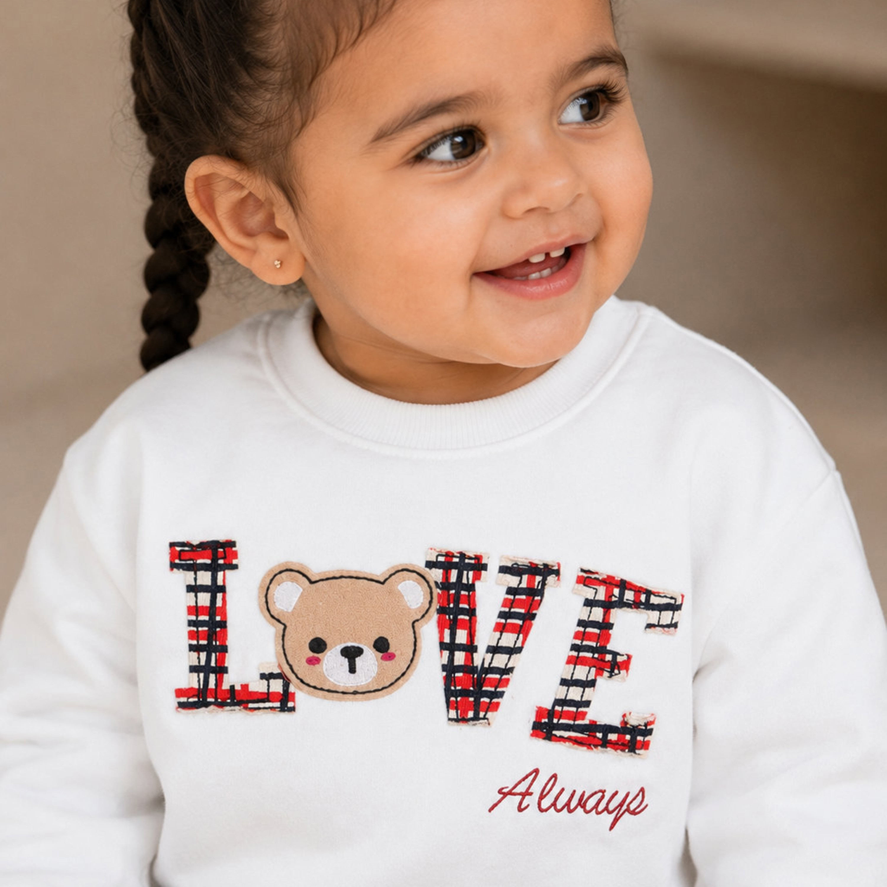 طقم قطعتين سويت شيرت بأكمام طويلة وبنطال رياضي (جوغر) من فيكتور أند جين-baby-girls-clothing-setsandcoords-image-6