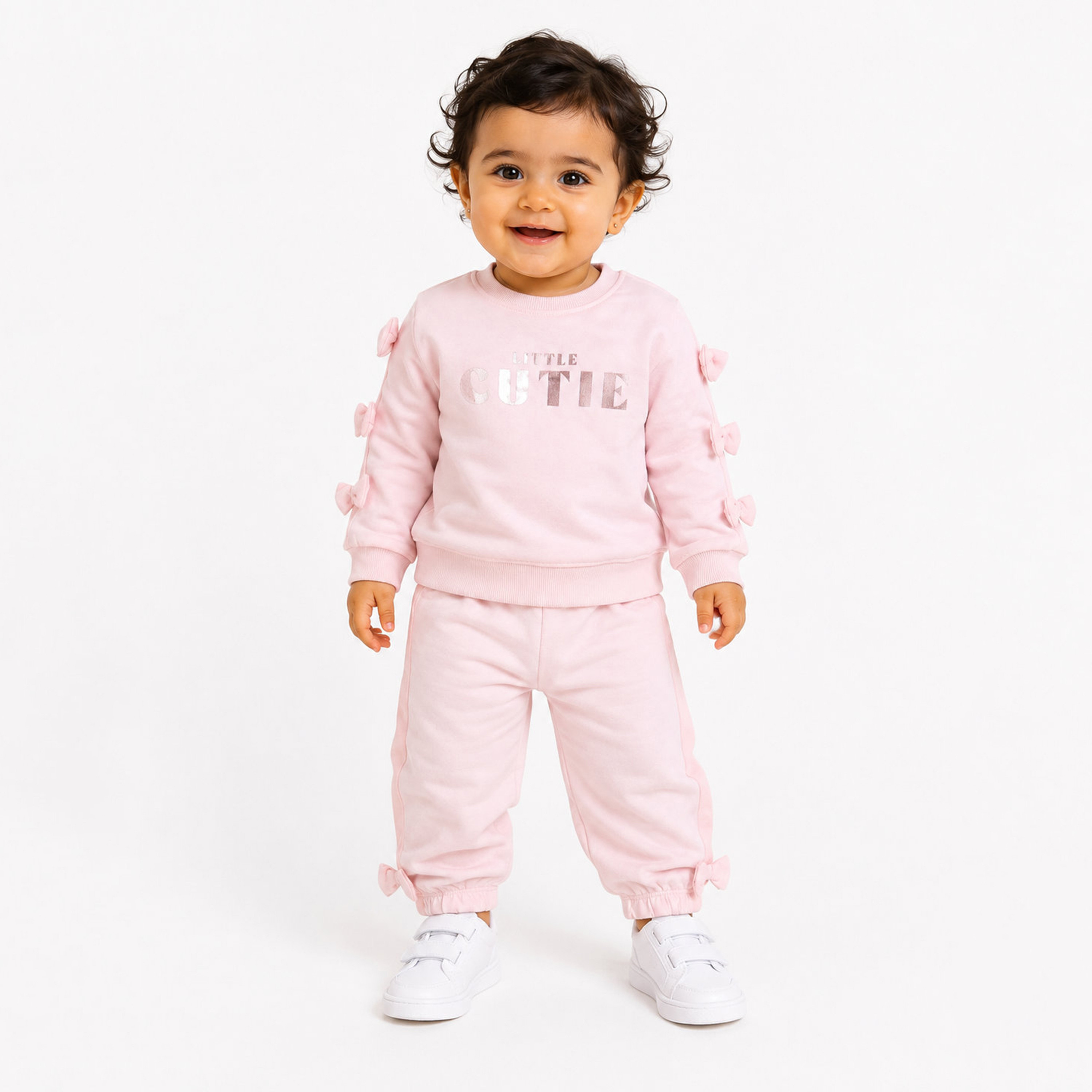 طقم قطعتين سويت شيرت بأكمام طويلة وبنطال رياضي (جوغر) من فيكتور أند جين-baby-girls-clothing-setsandcoords-image-1