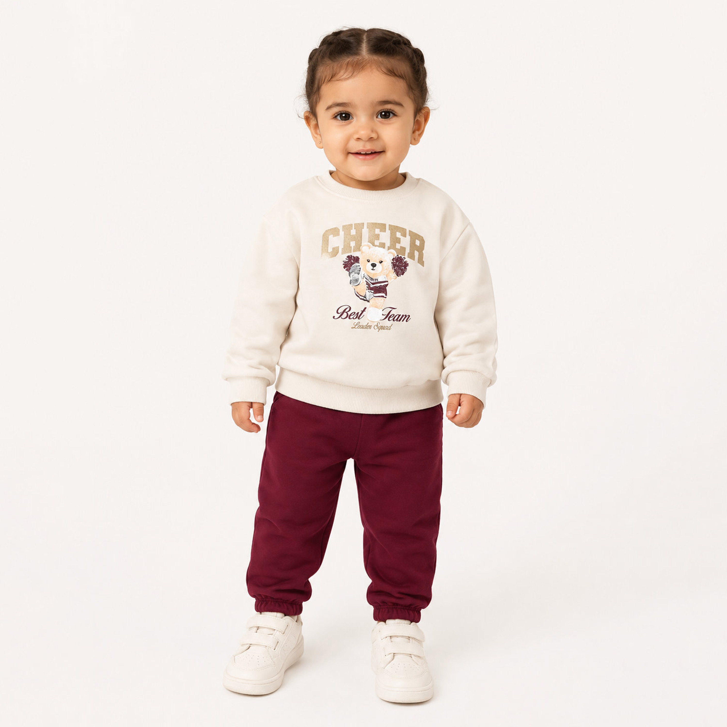 طقم قطعتين سويت شيرت بأكمام طويلة وبنطال رياضي (جوغر) من فيكتور أند جين-baby-girls-clothing-setsandcoords-image-1