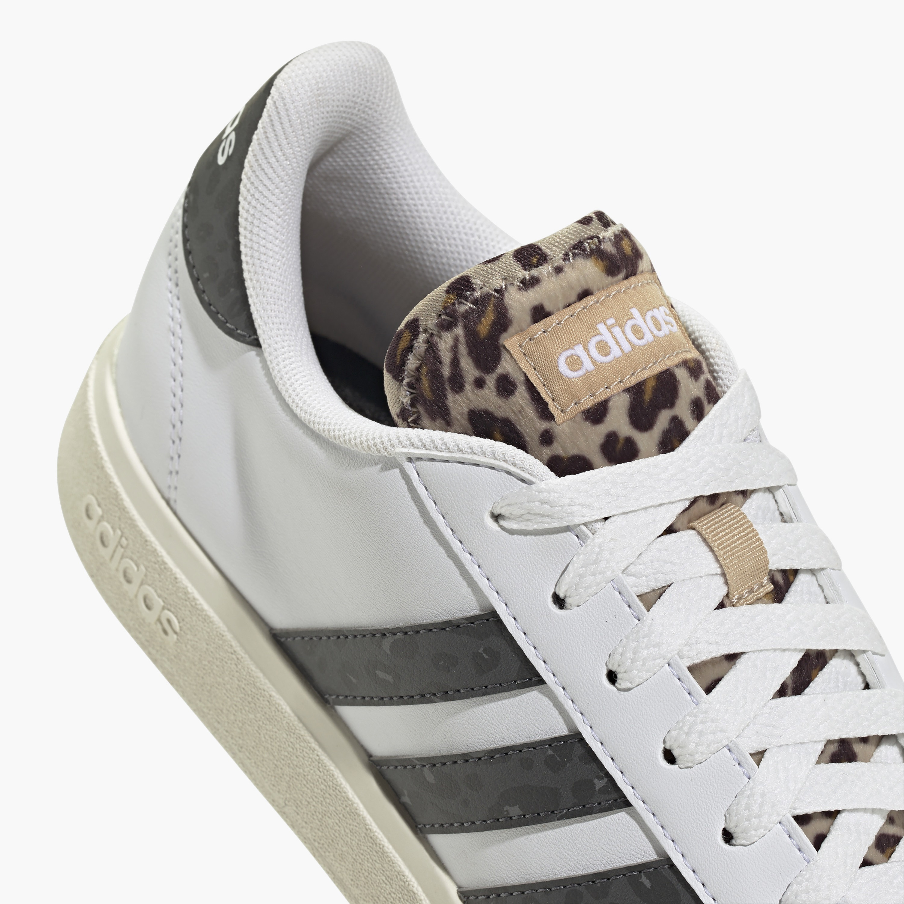 سنيكرز أديداس ذو جراند كورت بيس 2.0 للسيدات IH0044 | OE-sports-women-shoes-image-7
