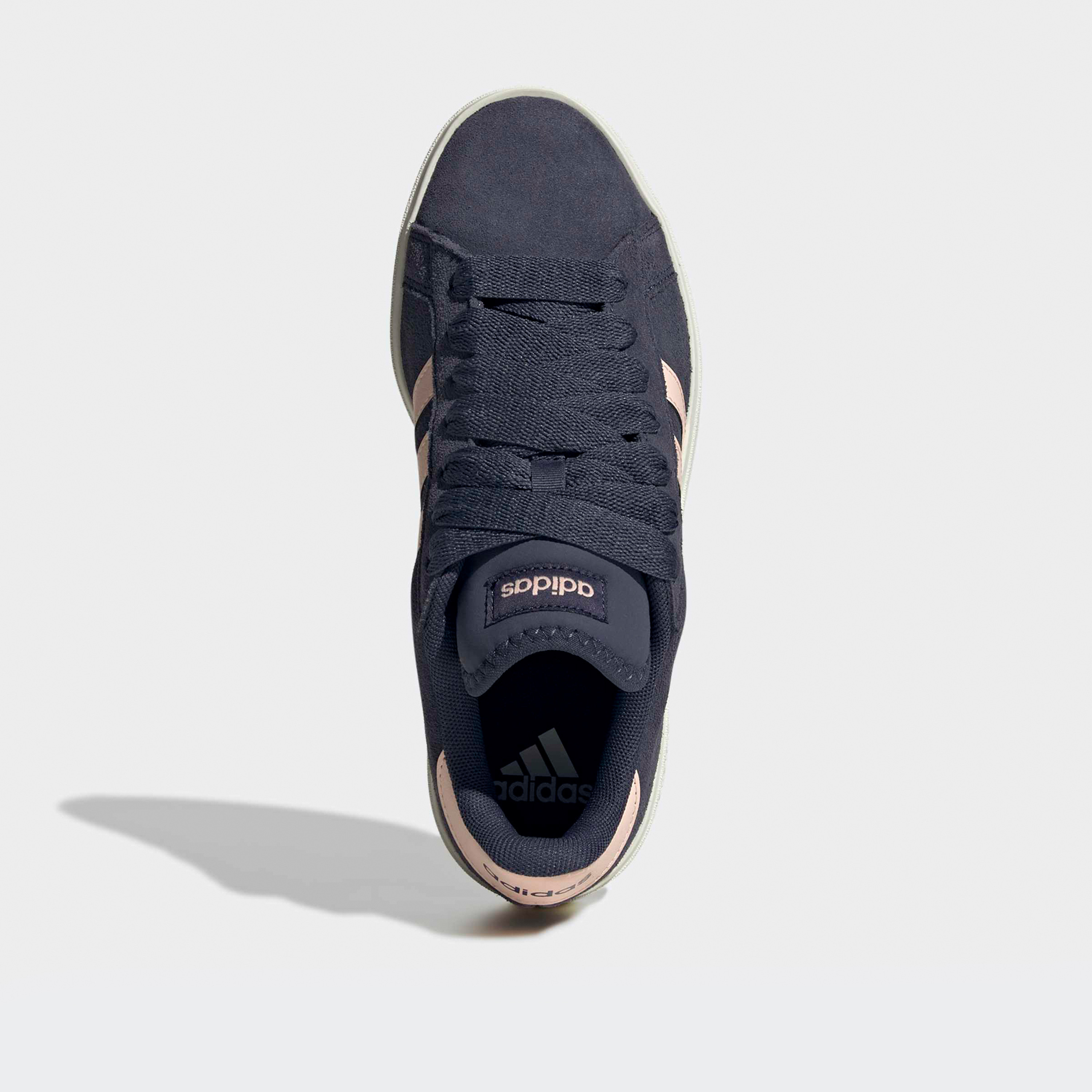 حذاء سنيكرز بطول الكاحل ورباط إغلاق جراند كورت باس 00أس للنساء من أديداس-sports-women-shoes-image-4
