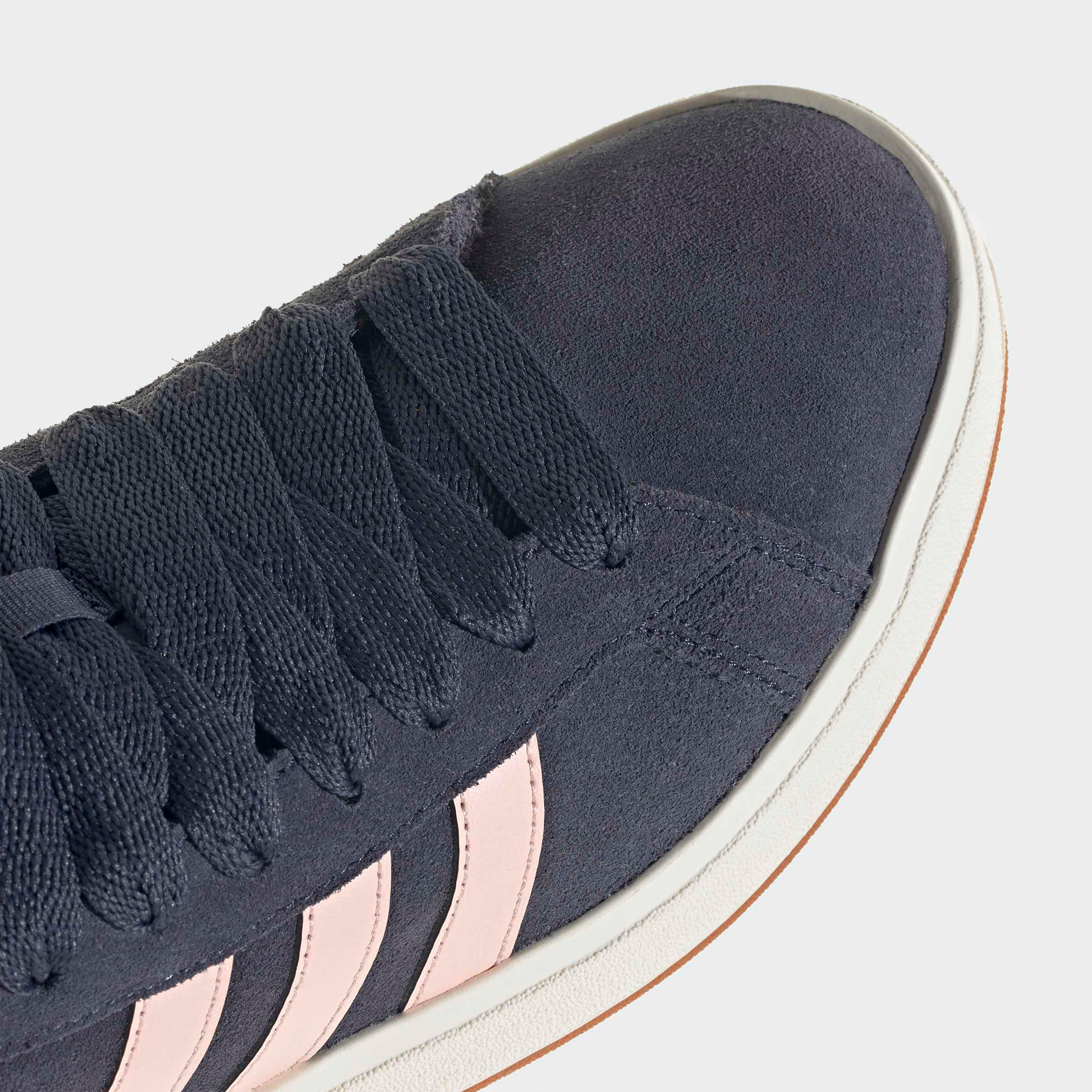 حذاء سنيكرز بطول الكاحل ورباط إغلاق جراند كورت باس 00أس للنساء من أديداس-sports-women-shoes-image-8