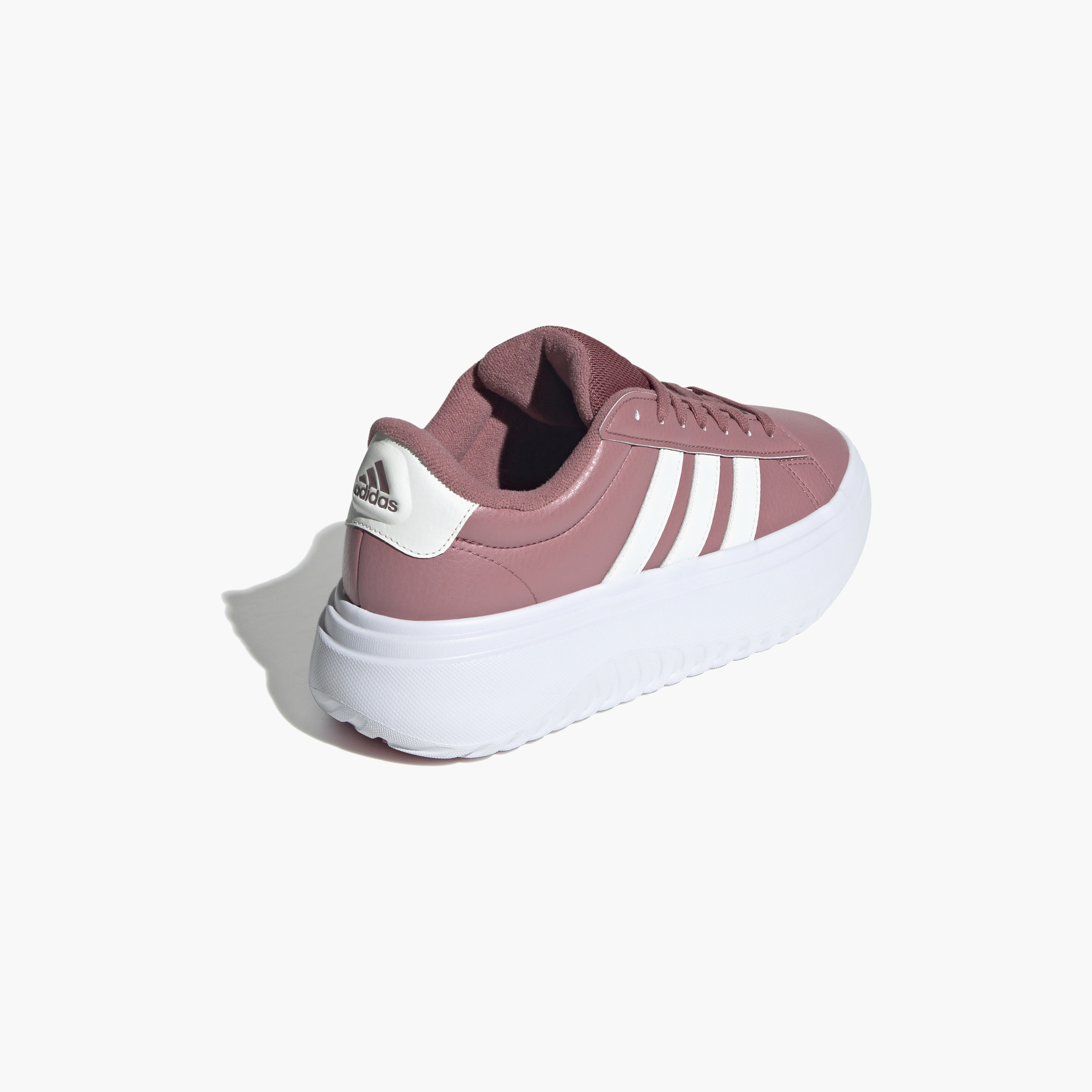 سنيكرز نسائي ذو جراند كورت بلاتفورم من أديداس | OE-sports-women-shoes-image-6