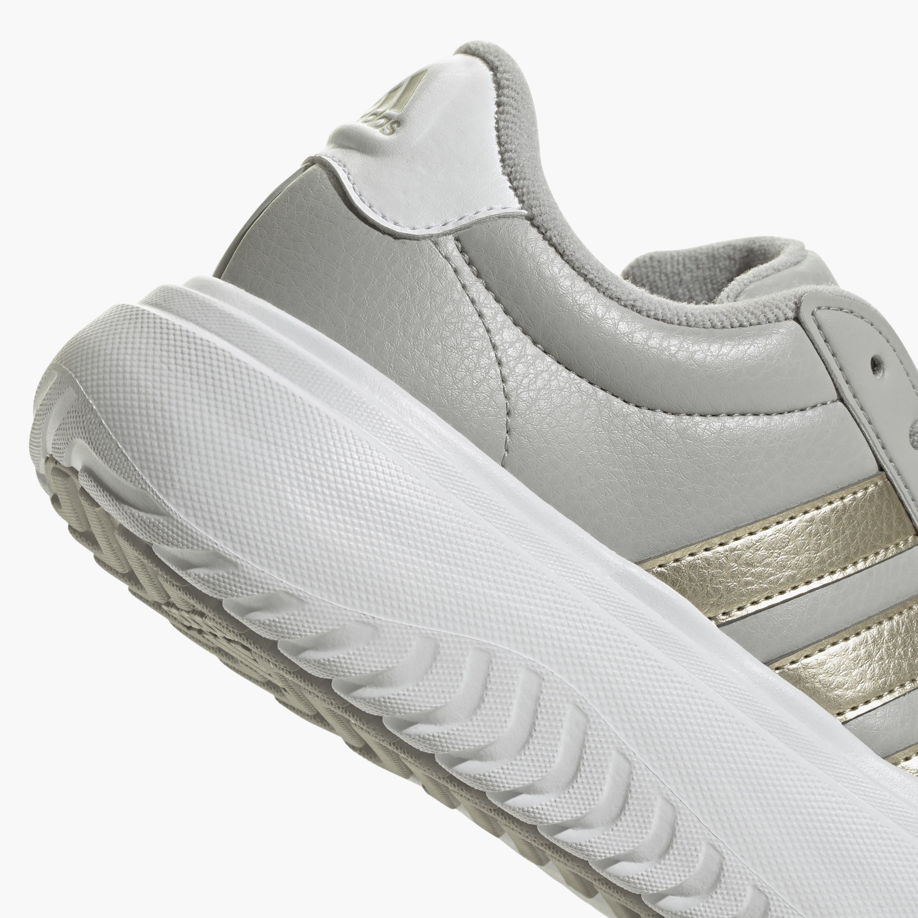 سنيكرز نسائي ذو جراند كورت بلاتفورم من أديداس | OE-sports-women-shoes-image-15