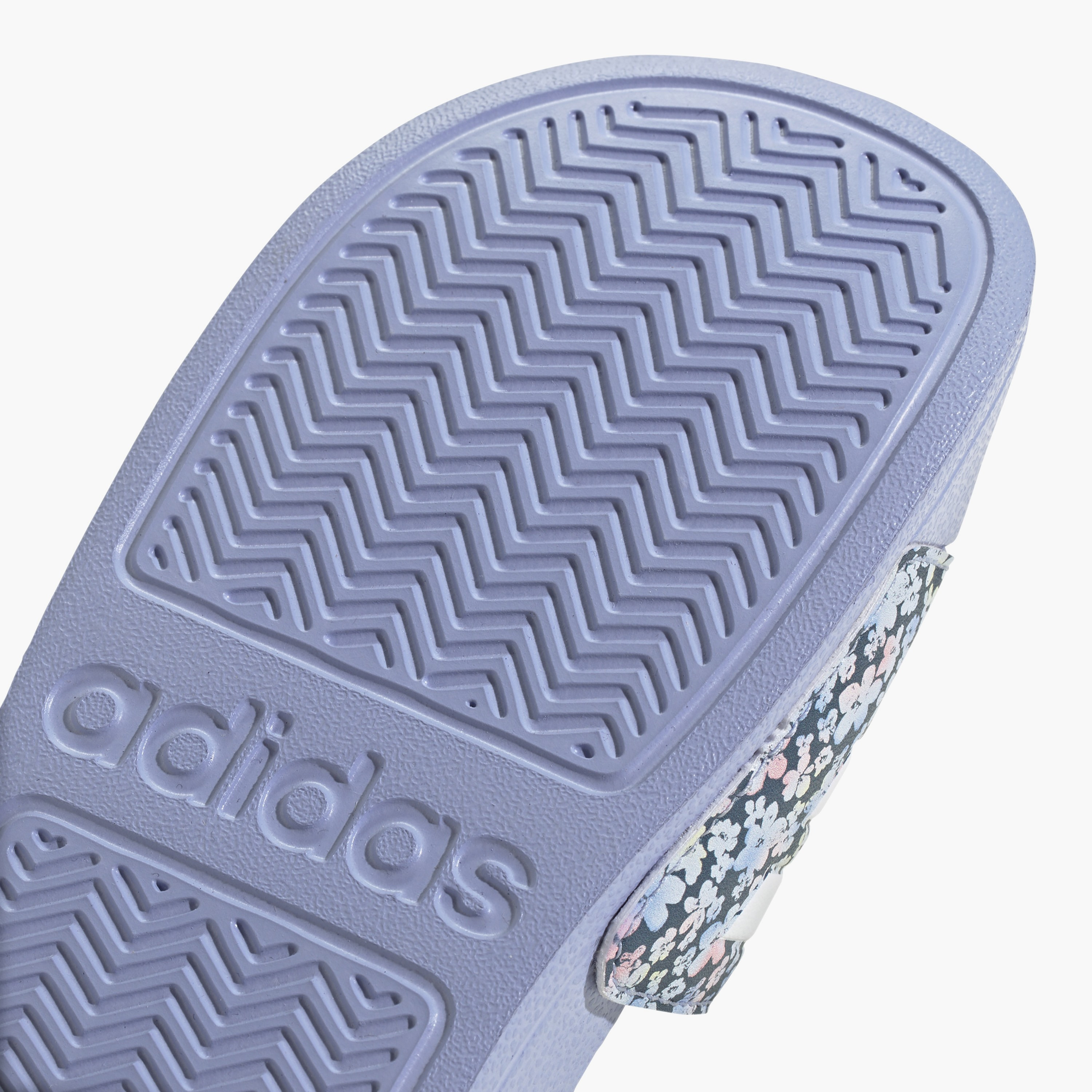 سلايدس الاستحمام ذو أديليت للبنات من أديداس IH2720 | OE-girls-shoes-flipflopsandslides-image-8