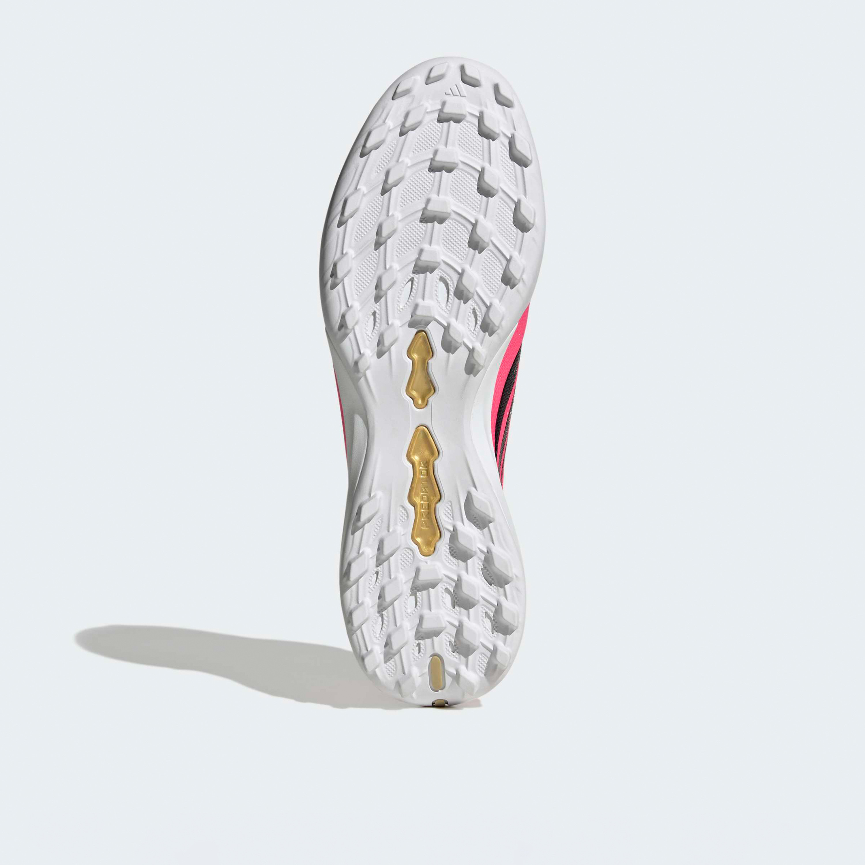 حذاء كرة قدم بريداتور ليج إف تي تي إف برباط إغلاق للرجال من أديداس-sports-men-shoes-image-3