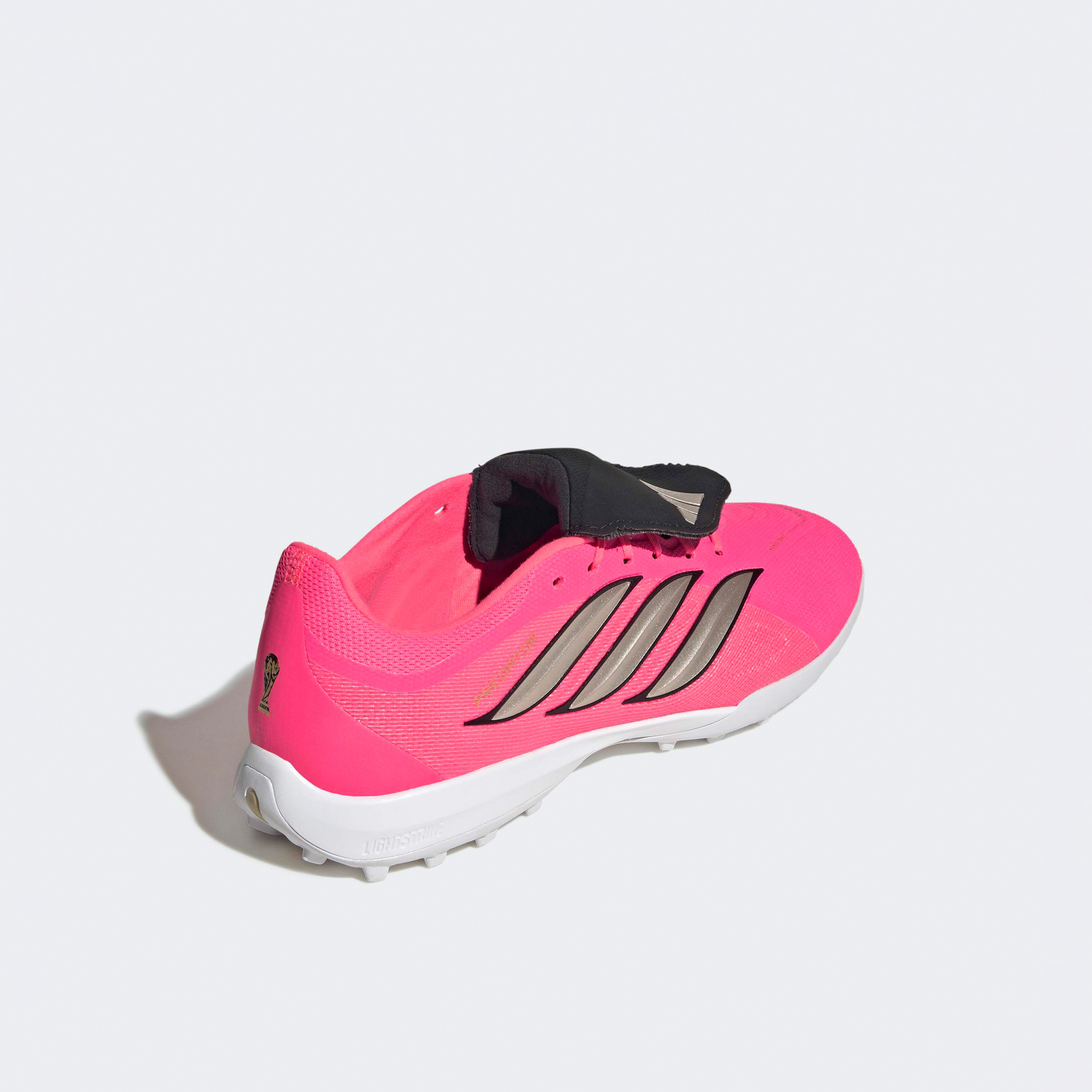 حذاء كرة قدم بريداتور ليج إف تي تي إف برباط إغلاق للرجال من أديداس-sports-men-shoes-image-6