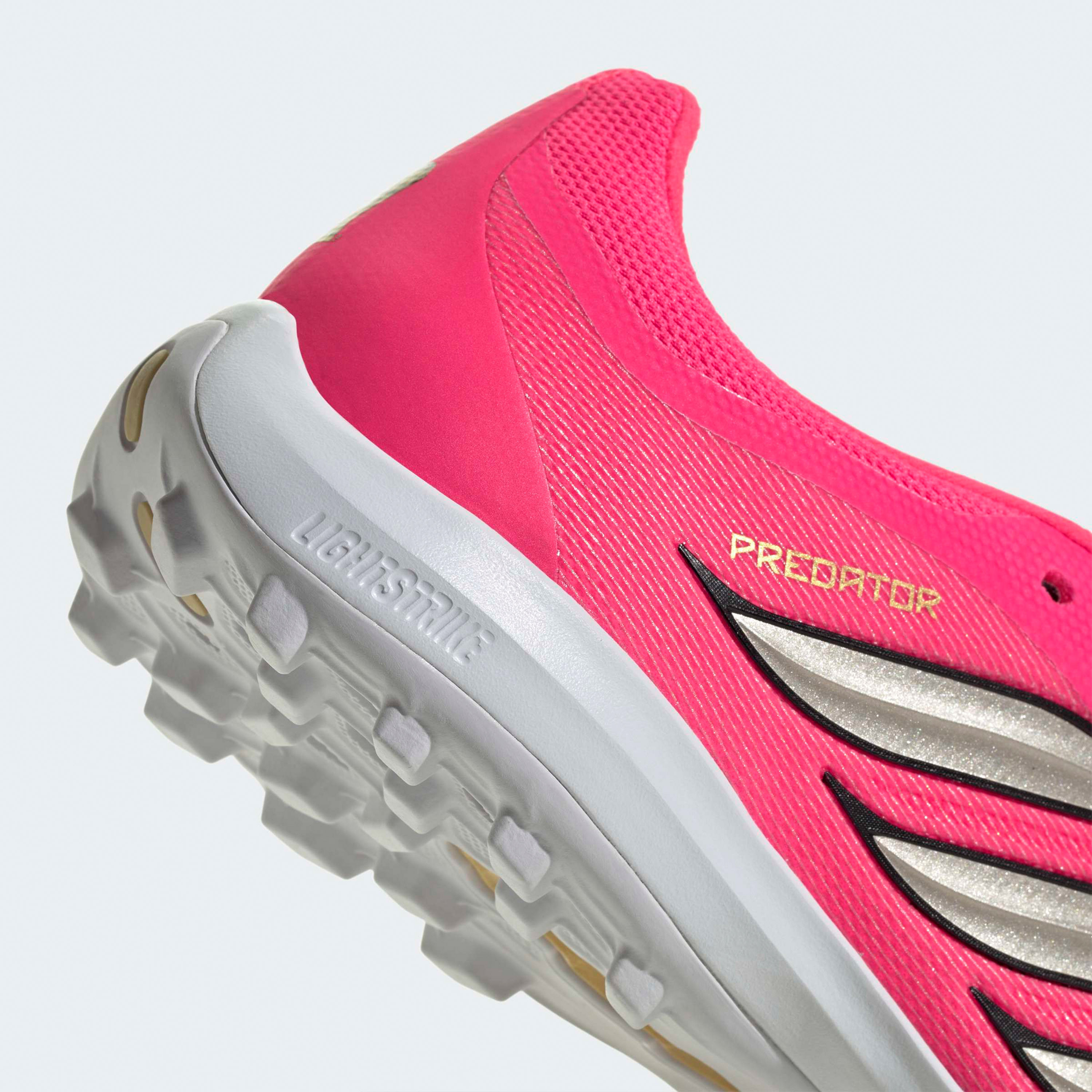 حذاء كرة قدم بريداتور ليج إف تي تي إف برباط إغلاق للرجال من أديداس-sports-men-shoes-image-7