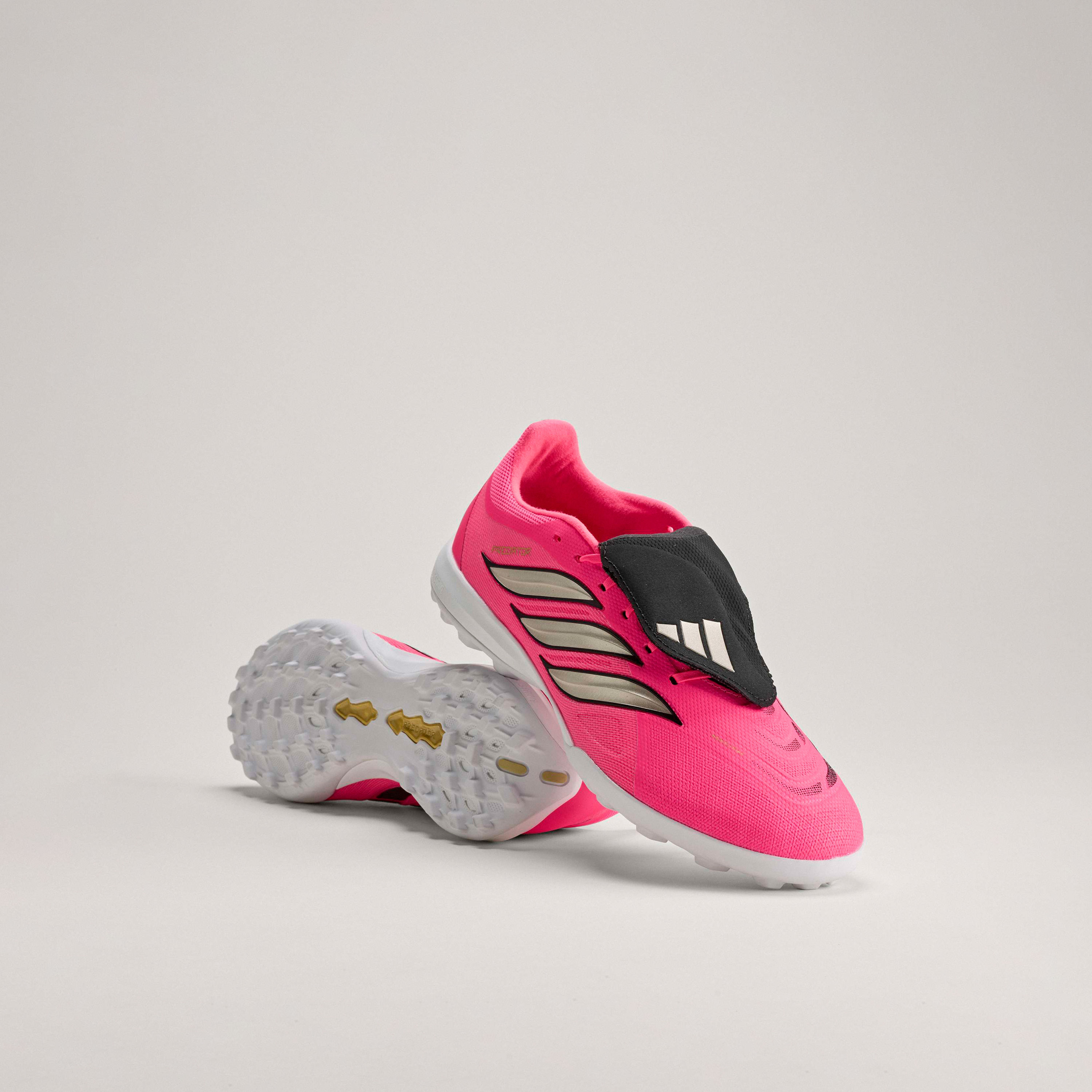 حذاء كرة قدم بريداتور ليج إف تي تي إف برباط إغلاق للرجال من أديداس-sports-men-shoes-image-8