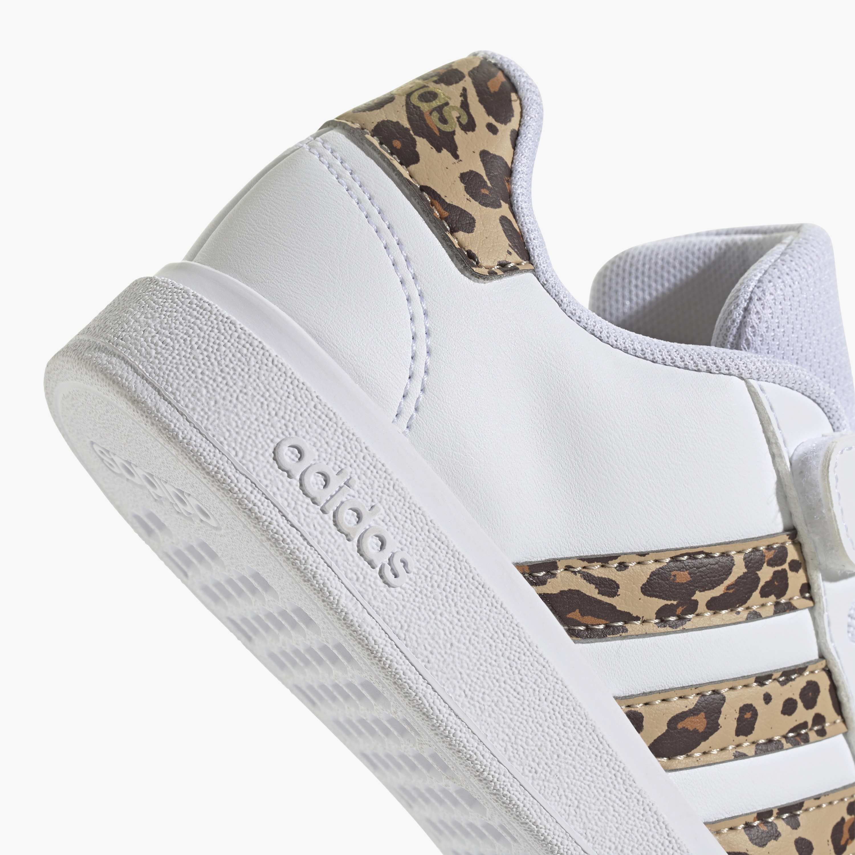 سنيكرز ذو جراند كورت 2.0 من أديداس للبنات IH7842 | OE-girls-shoes-sneakers-image-7