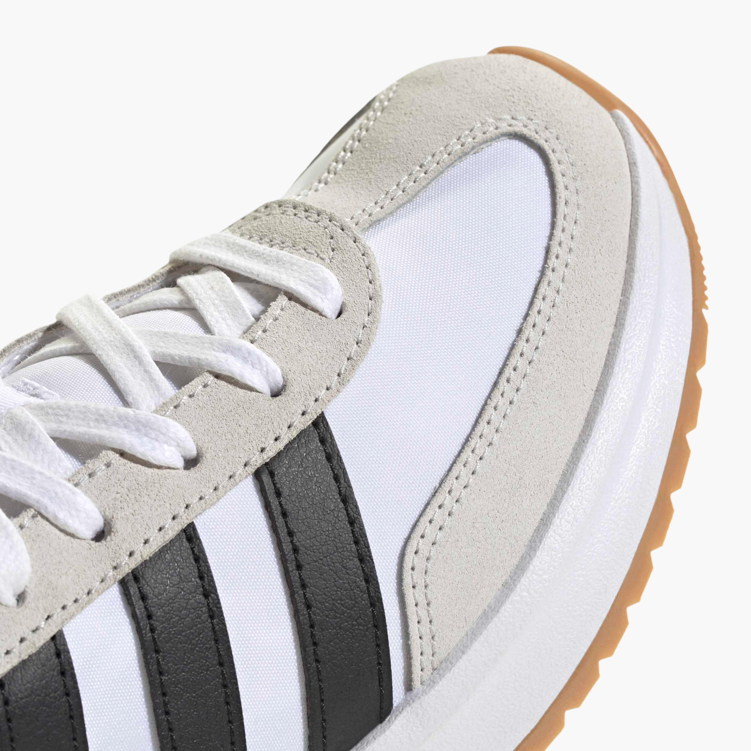 حذاء سنيكرز برباط إغلاق للنساء من أديداس - RUN 70s 2.0-women-shoes-sneakers-image-4