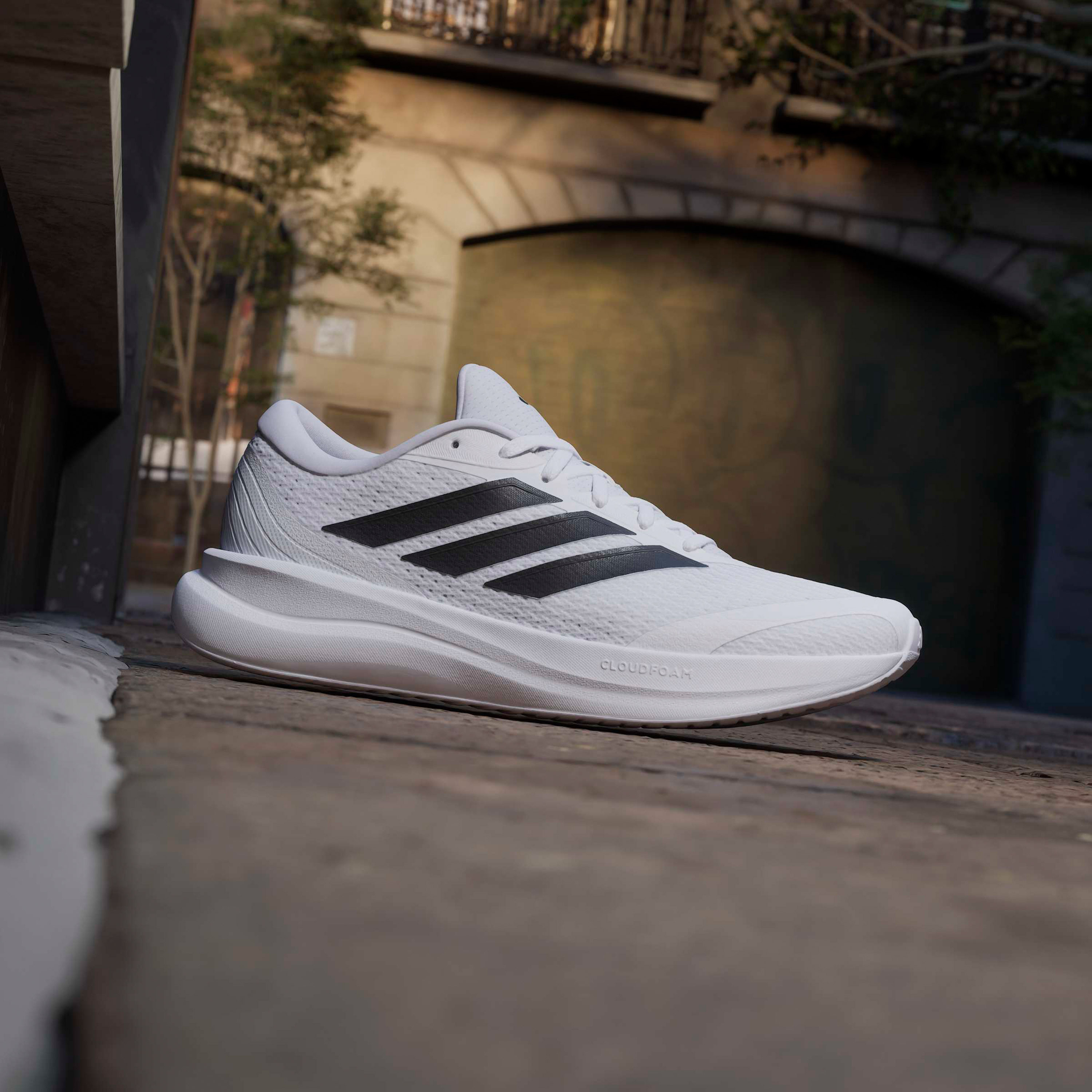 Adidas Men Runfalcon 6 Striped Lace-Up Running Shoes-sports-men-shoes-image-8