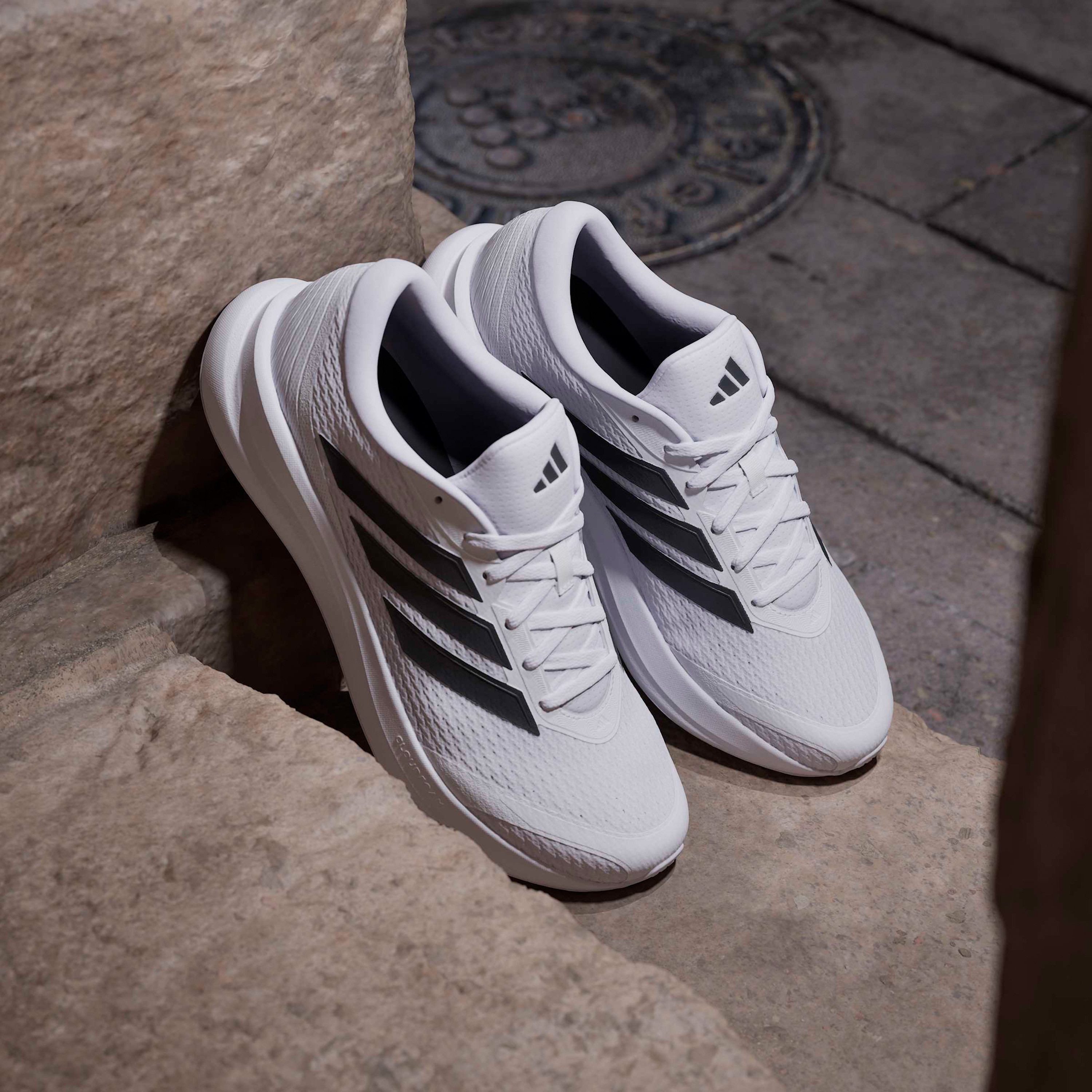 Adidas Men Runfalcon 6 Striped Lace-Up Running Shoes-sports-men-shoes-image-9