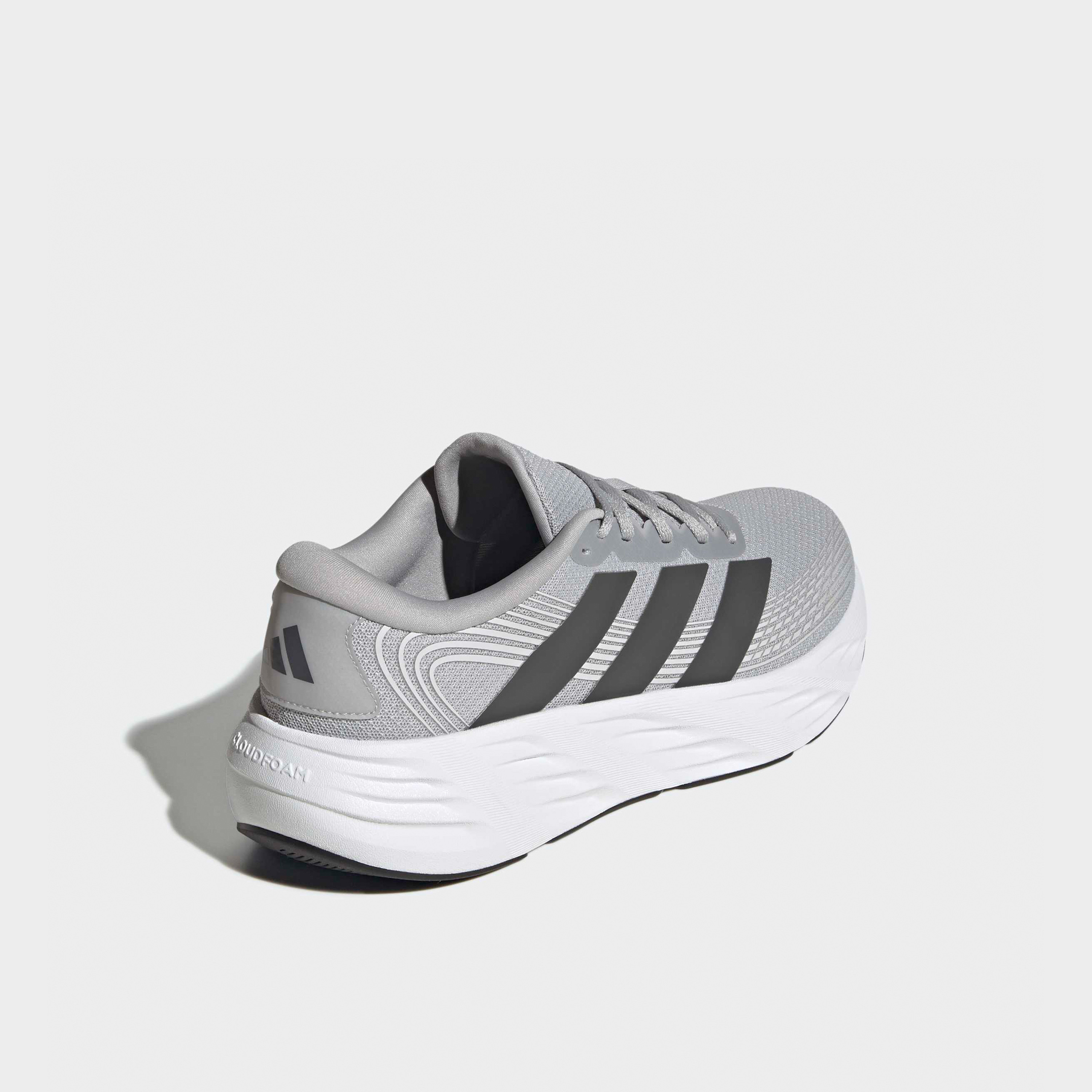 حذاء جري برباط إغلاق جالاكسي 8 للرجال من أديداس-sports-men-shoes-image-7