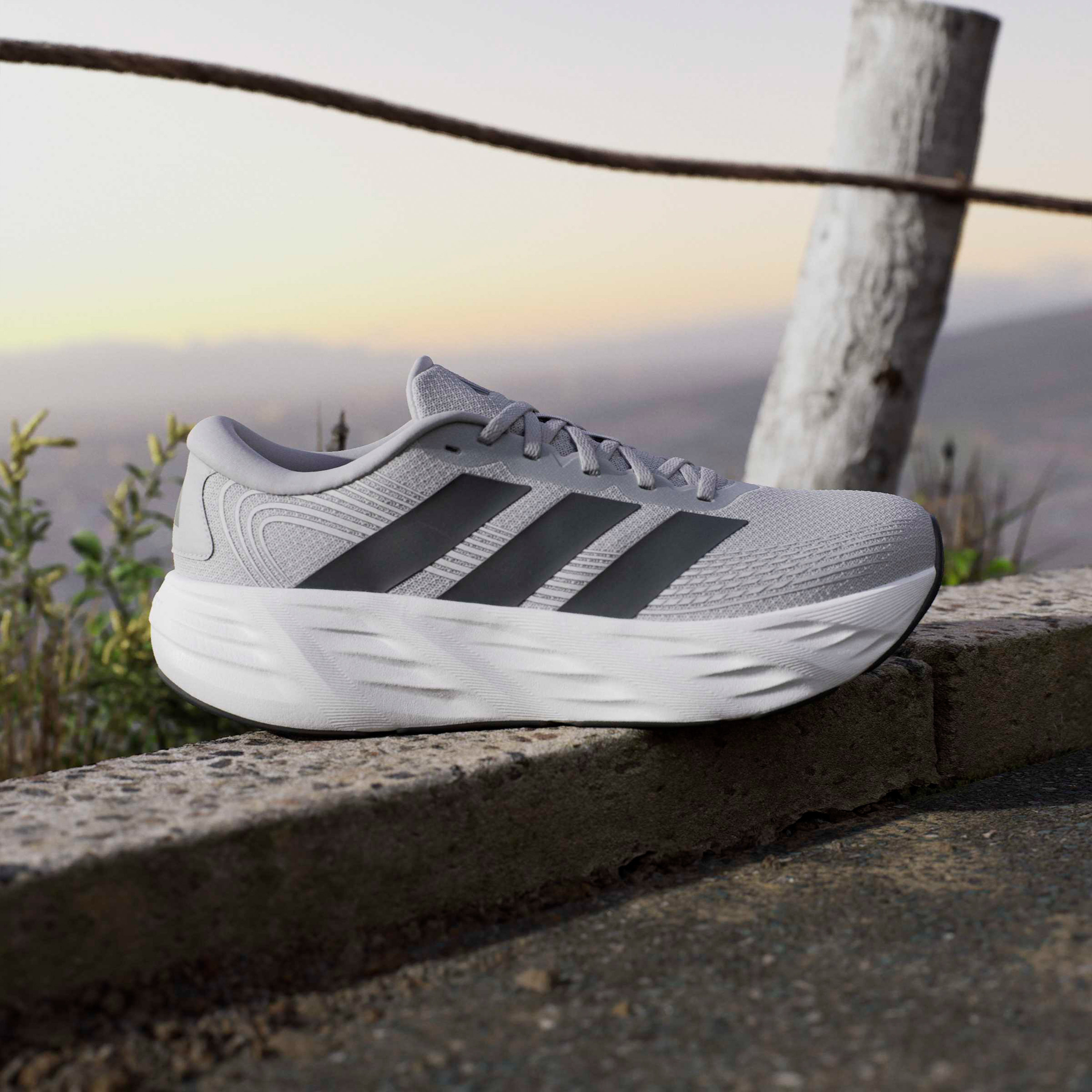 حذاء جري برباط إغلاق جالاكسي 8 للرجال من أديداس-sports-men-shoes-image-8