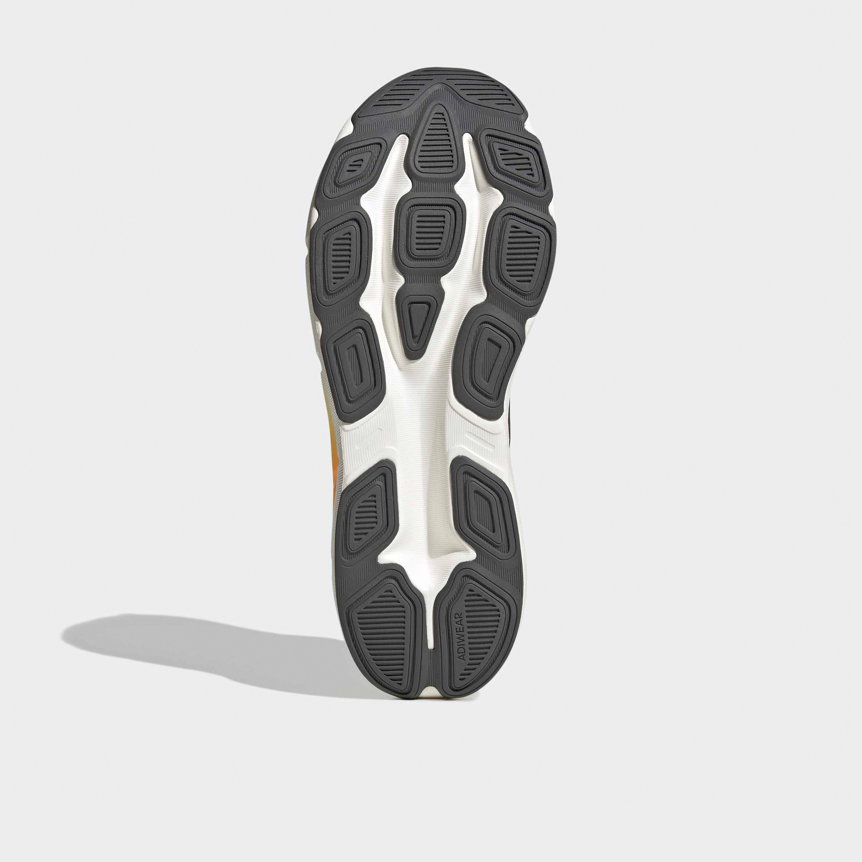 حذاء جري برباط إغلاق كويستار 4 للرجال من أديداس-sports-men-shoes-image-4