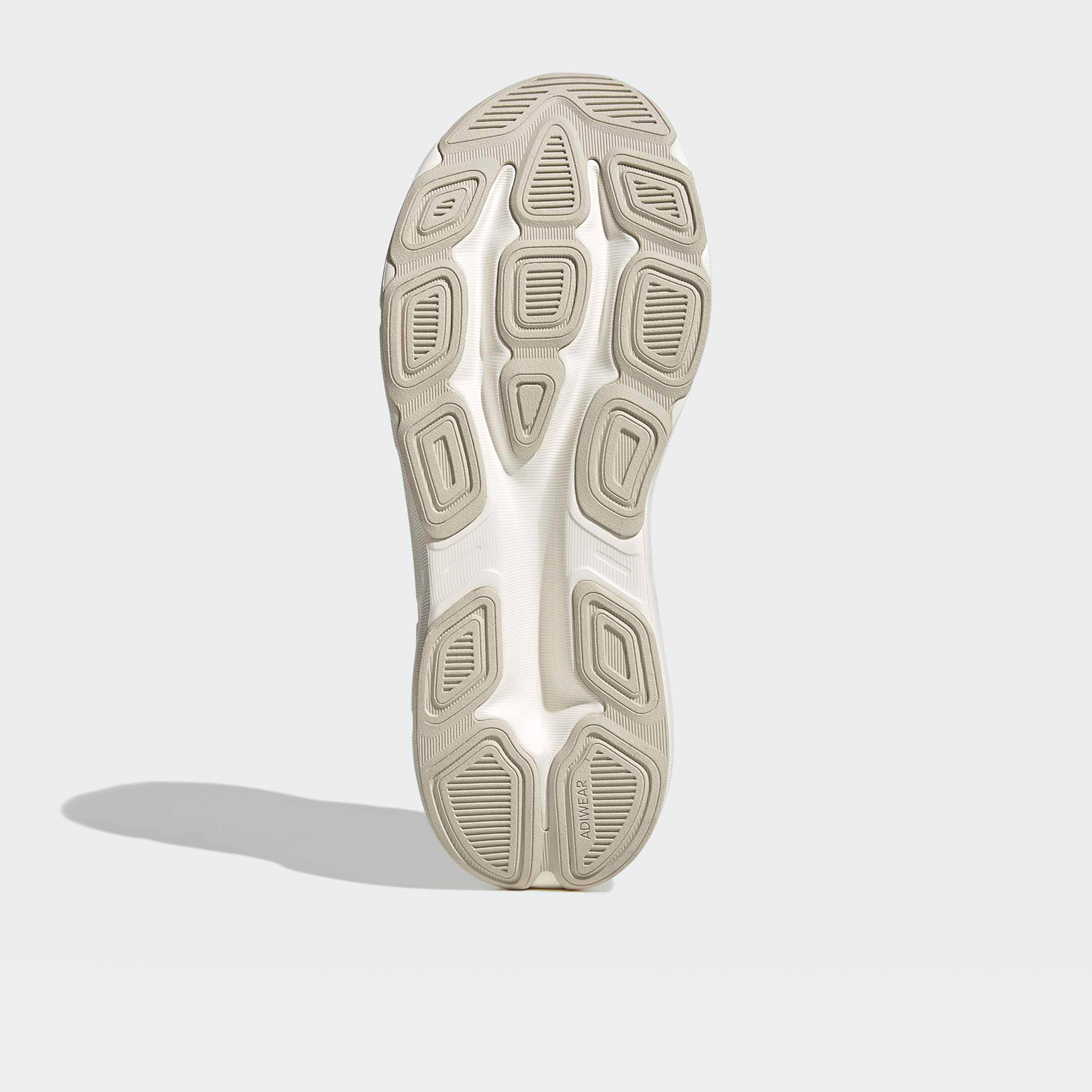 حذاء جري نسائي بأربطة من أديداس - كويستار 4-sports-women-shoes-image-4