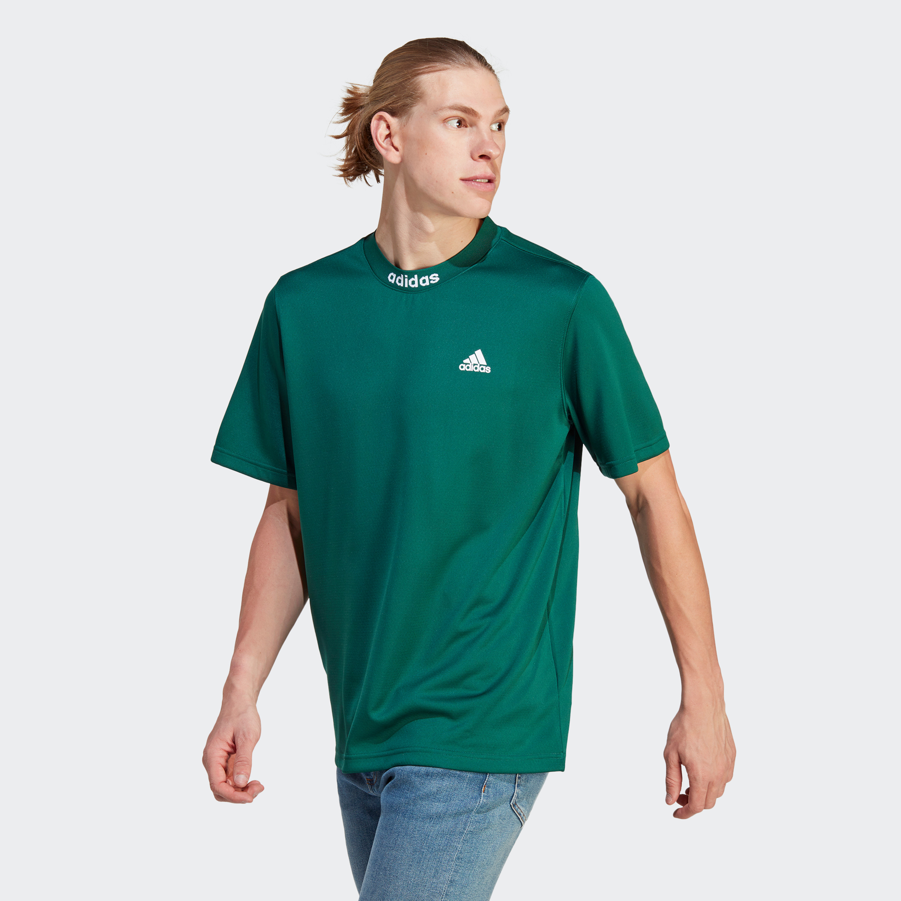 تي شيرت رياضي رجالي شبكي من الخلف من اديداس | او اي-men-clothing-sportswearandactivewear-tshirtsandpolos-image-5