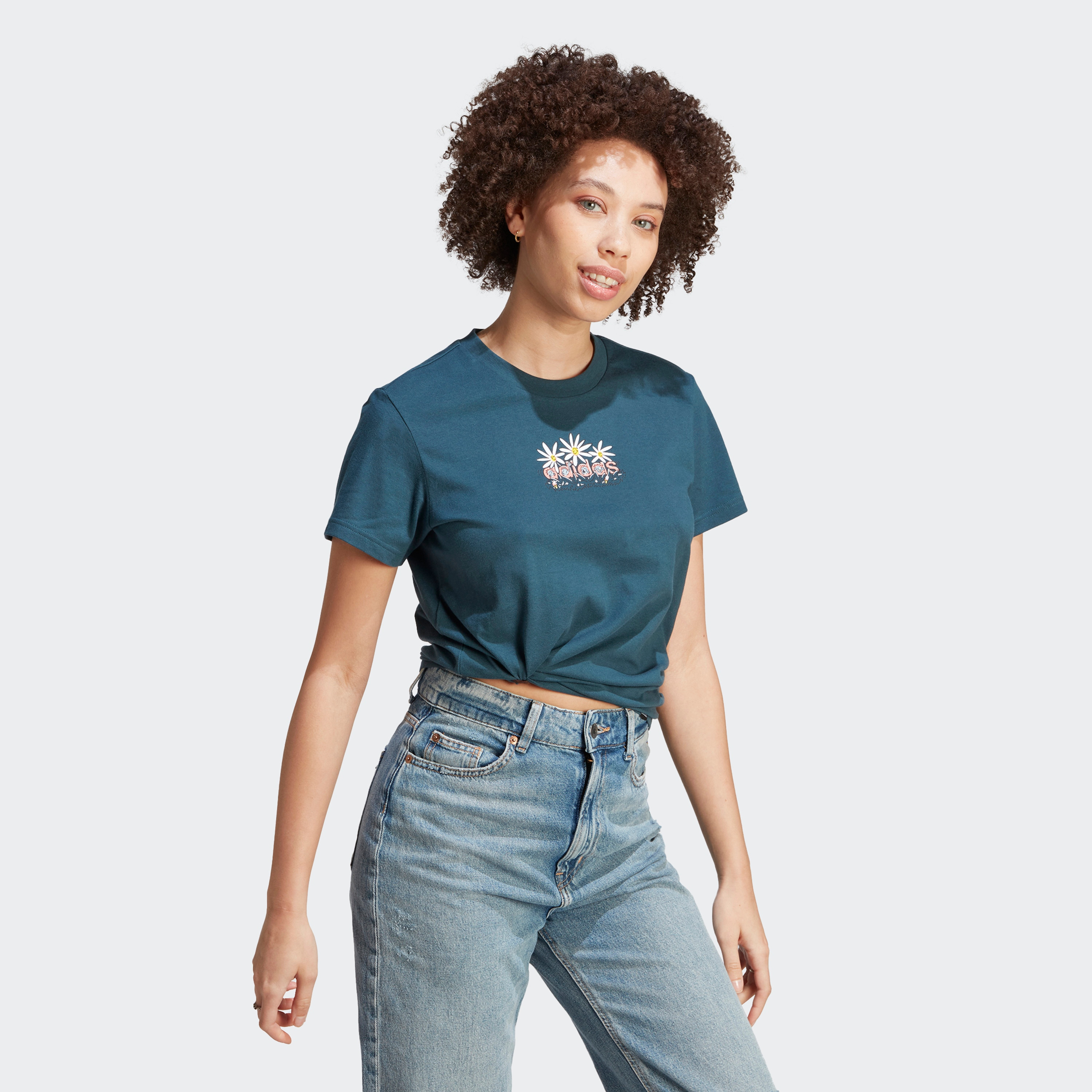 تيشيرت للنساء يتميز برسومات دودل من اديداس | او اي-women-clothing-tshirts-image-10