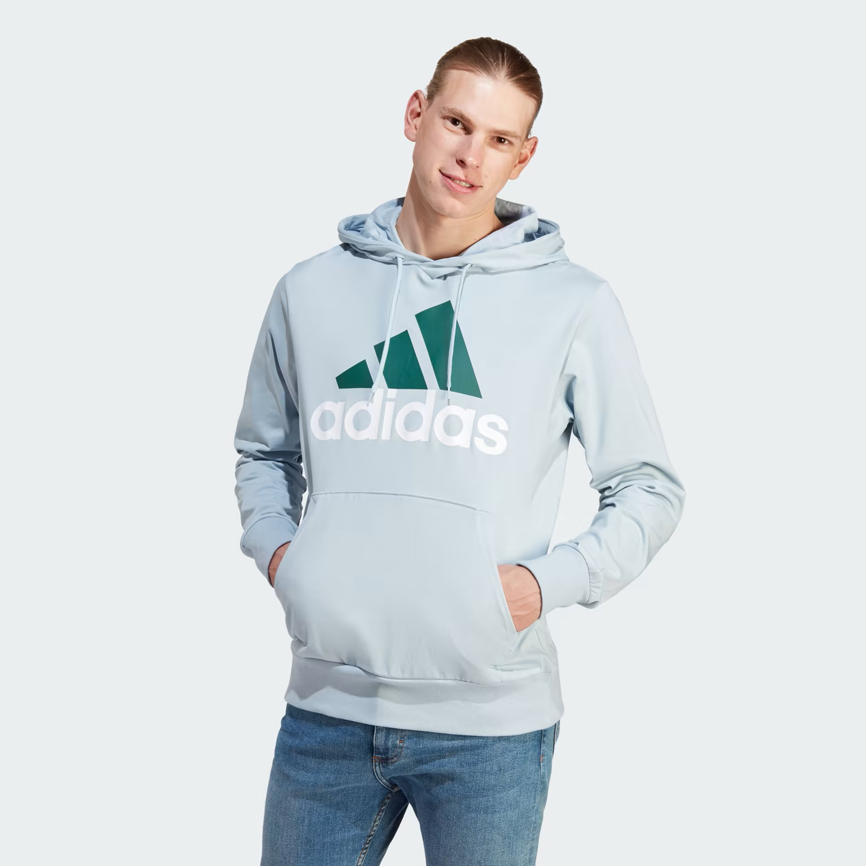 هودي بشعار أديداس اسنشيالز للرجال | او اي-men-winterwear-hoodiesandsweatshirts-image-9