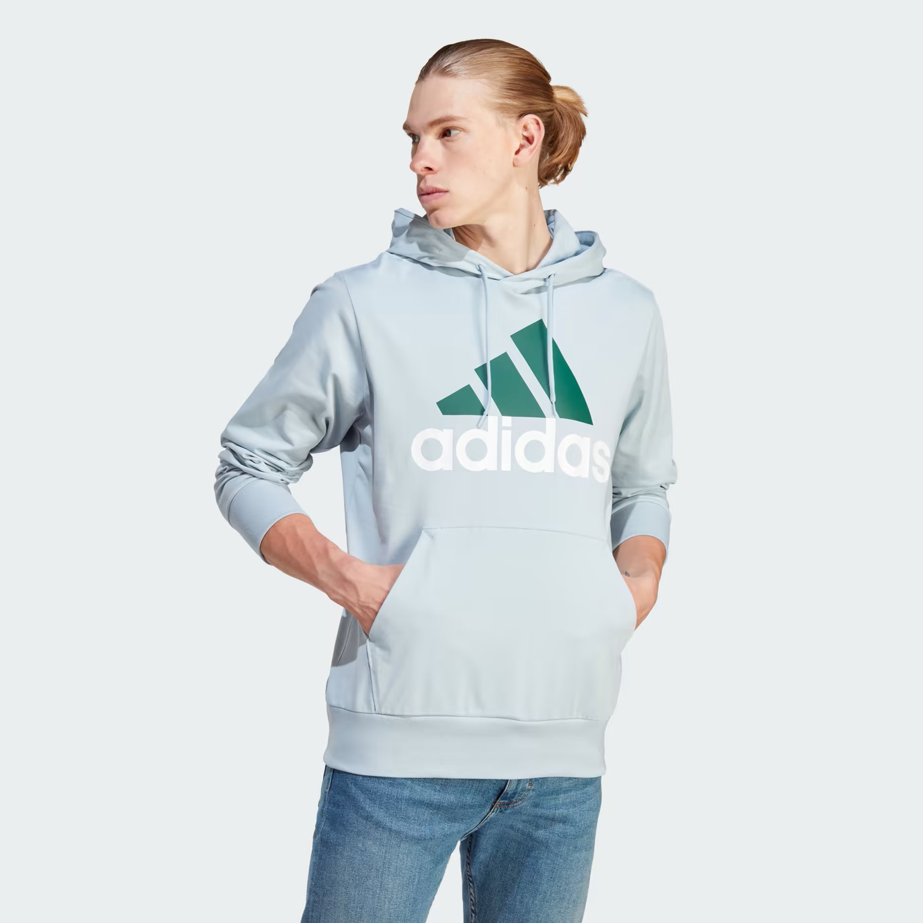 هودي بشعار أديداس اسنشيالز للرجال | او اي-men-winterwear-hoodiesandsweatshirts-image-10