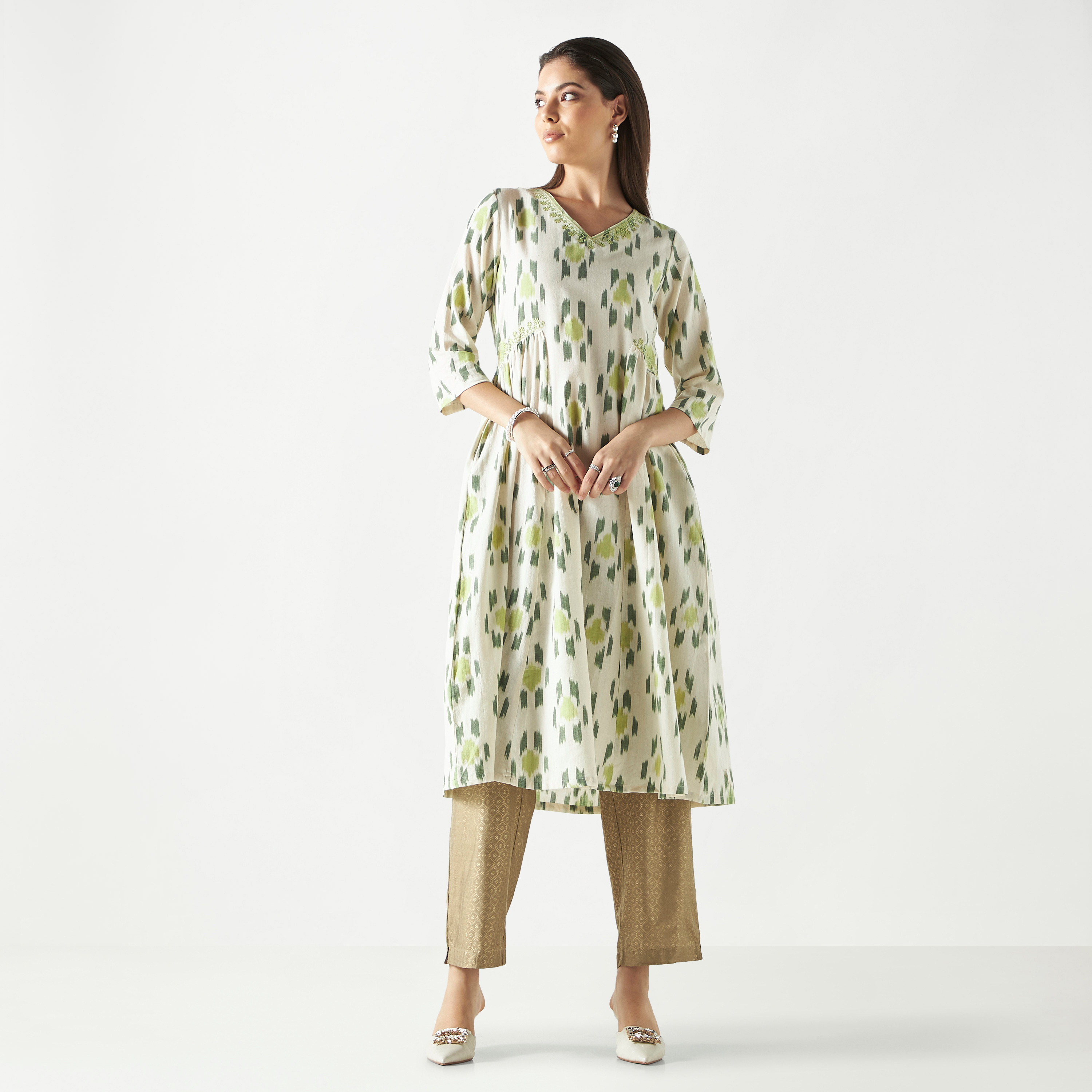 كورتا تقليدية بطبعات-women-clothing-ethnicwear-kurtas-image-2