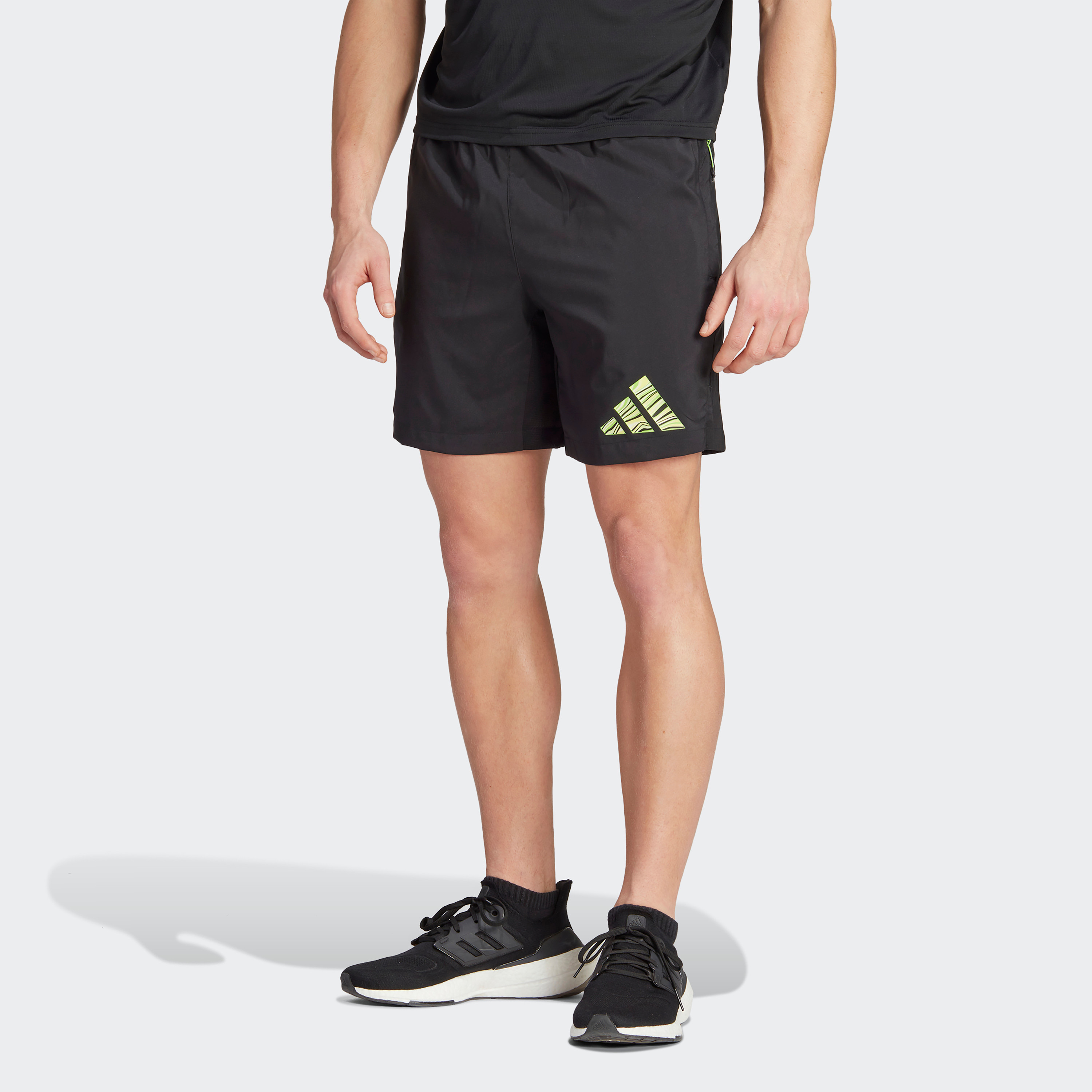 شورت للتدريب أتش اي اي تي للرجال من اديداس | او اي-men-clothing-bottoms-shorts-image-5