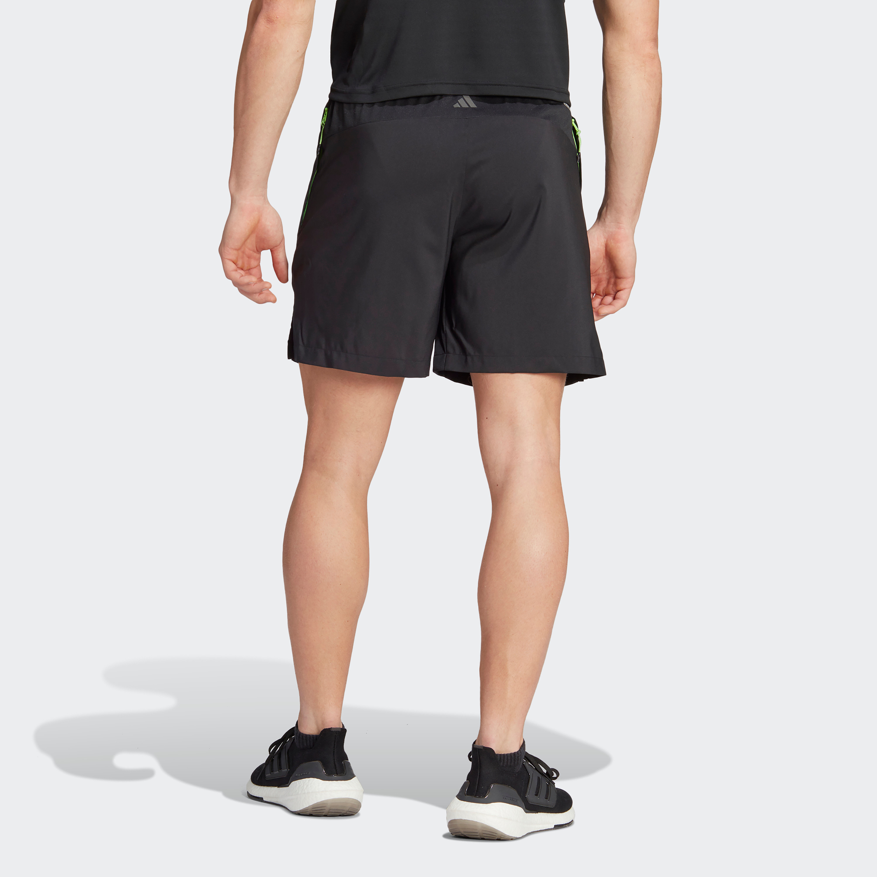 شورت للتدريب أتش اي اي تي للرجال من اديداس | او اي-men-clothing-bottoms-shorts-image-8