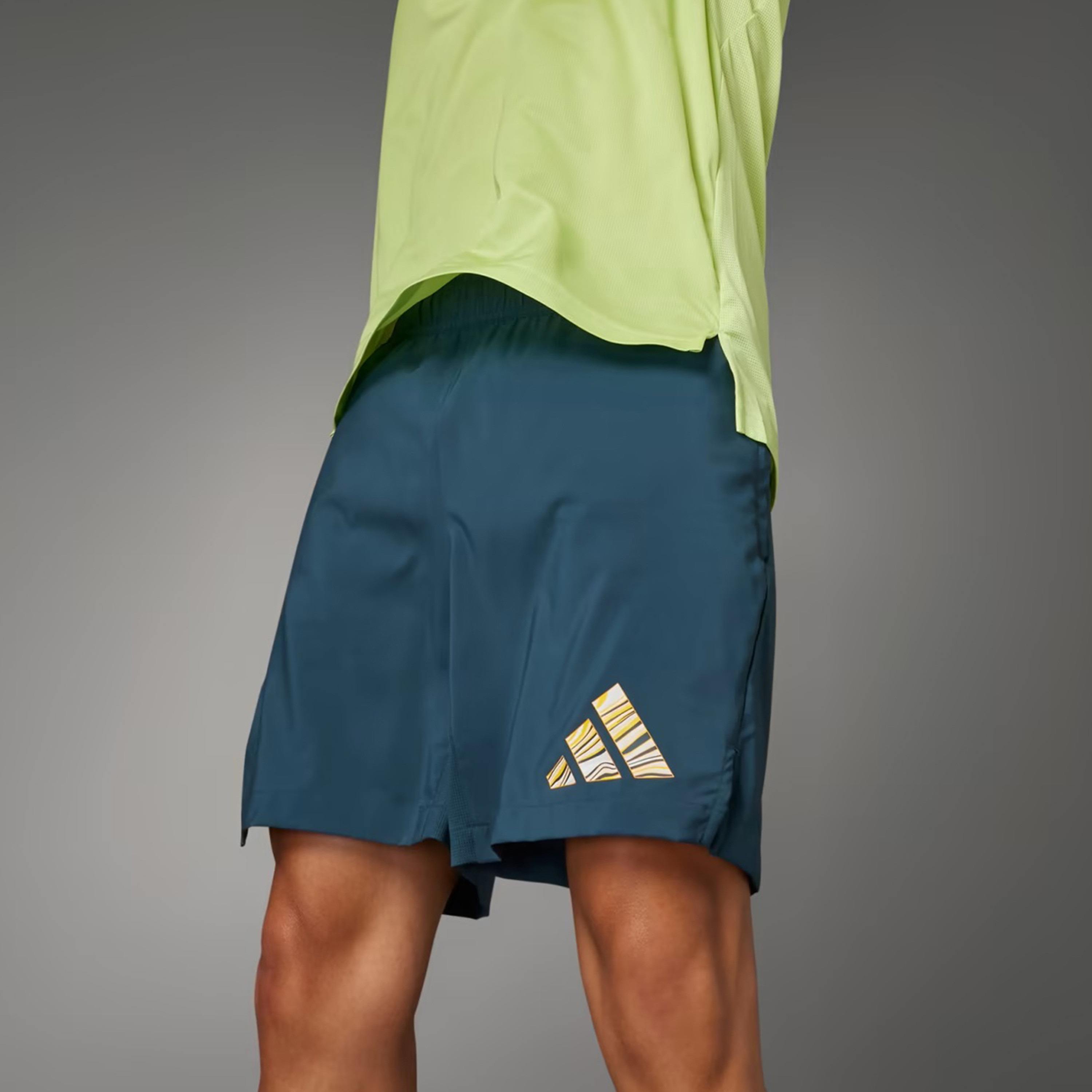 شورت للتدريب أتش اي اي تي للرجال من اديداس | او اي-men-clothing-bottoms-shorts-image-9