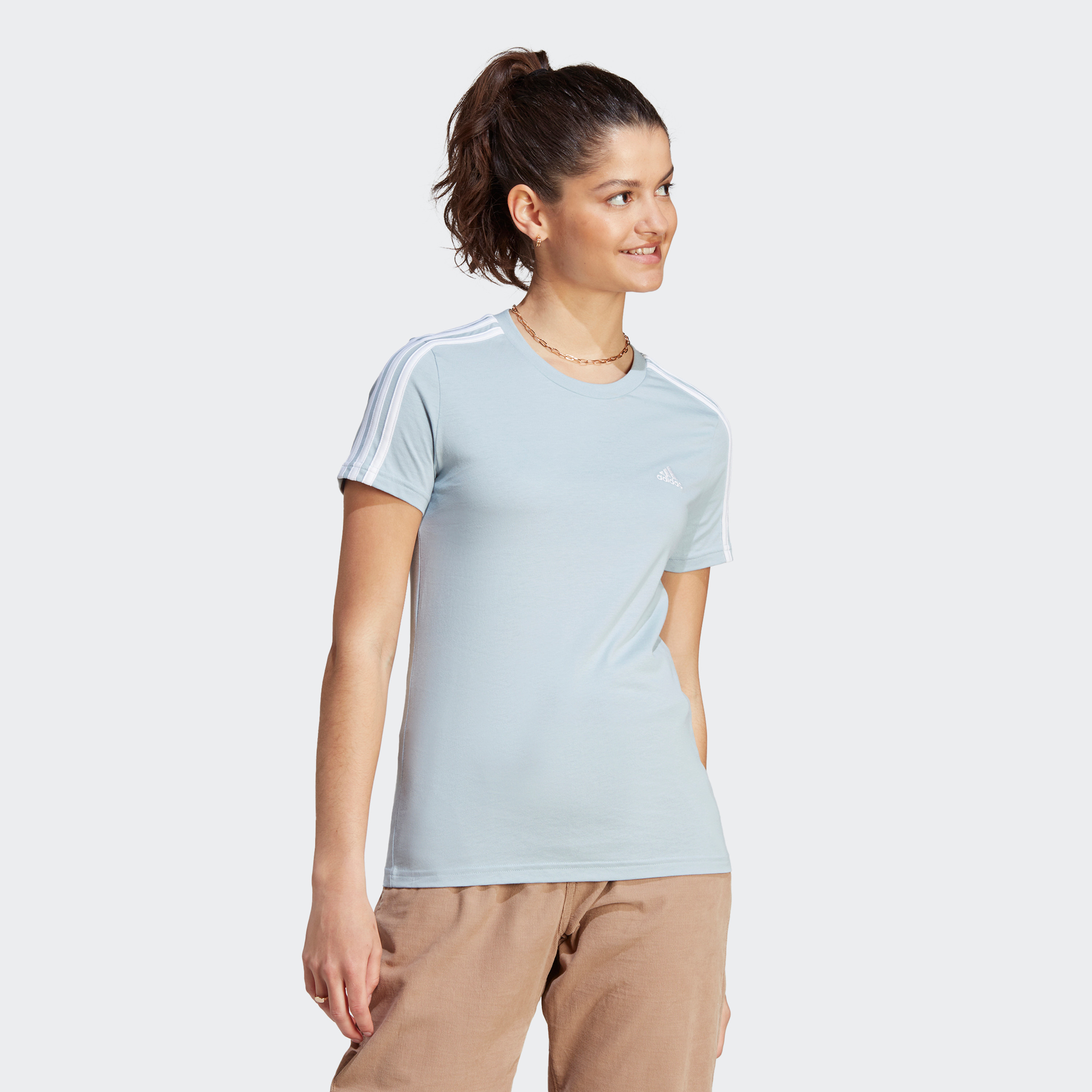 سروال رياضي اسنشيال ضئيل بثلاثة خطوط من اديداس للنساء | او اي-sports-women-clothing-tshirtsandvests-image-3