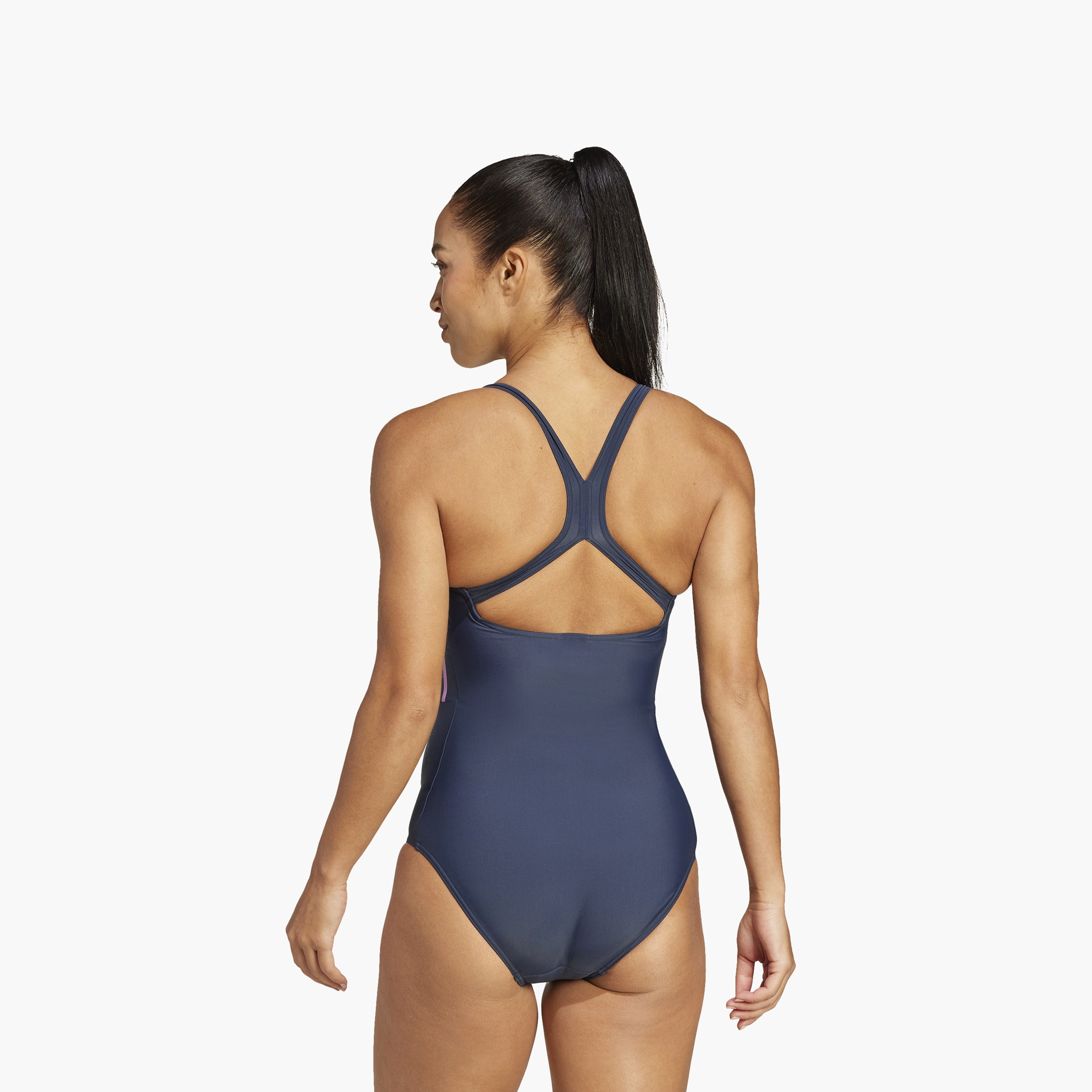 بدلة سباحة نسائية مبطنة بخطوط متوسطة من اديداس IM6184 | OE-women-clothing-swimandbeach-swimsuits-image-5