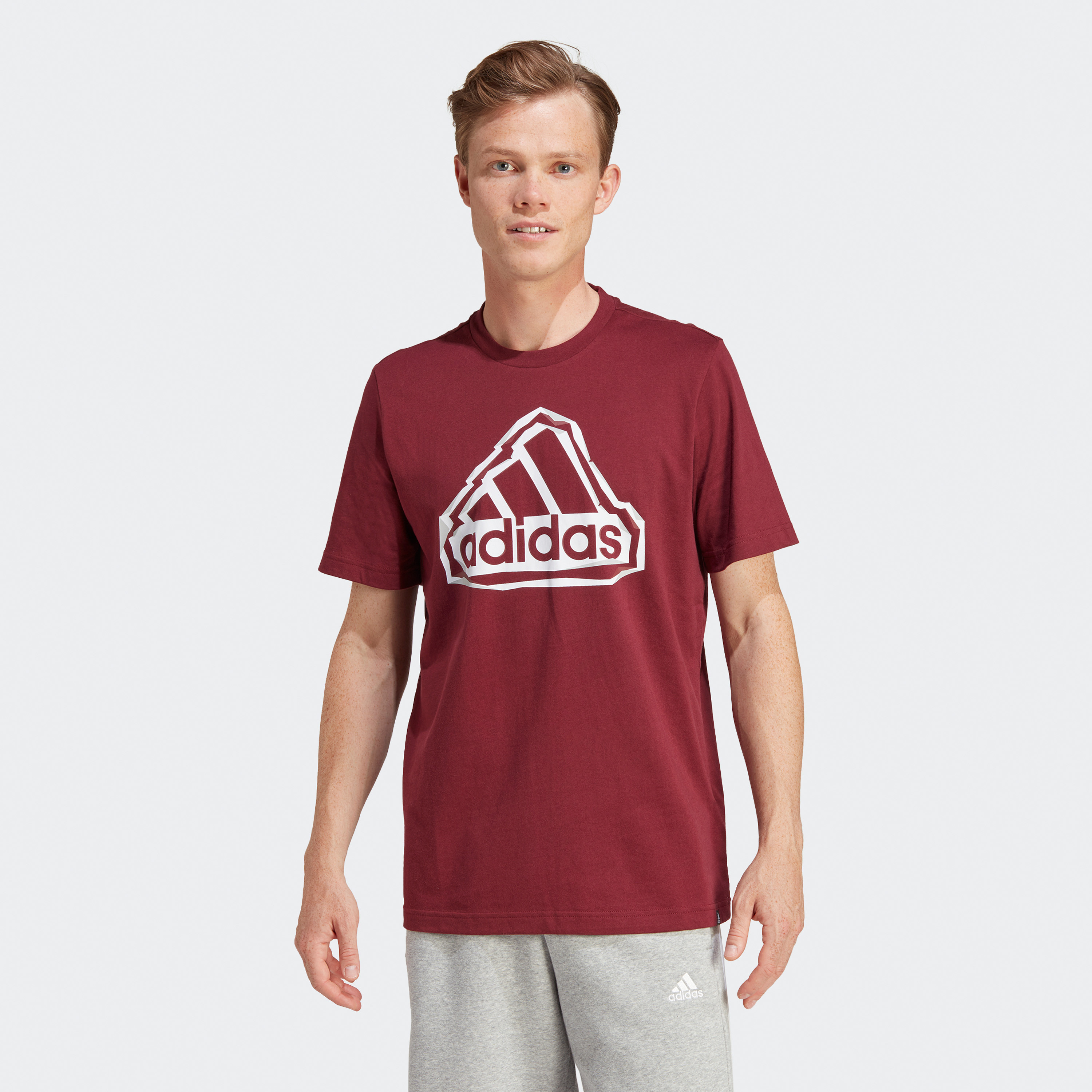 أديداس - تي شيرت جرافيكي بشعار مطوي IM8300-men-clothing-sportswearandactivewear-tshirtsandpolos-image-9
