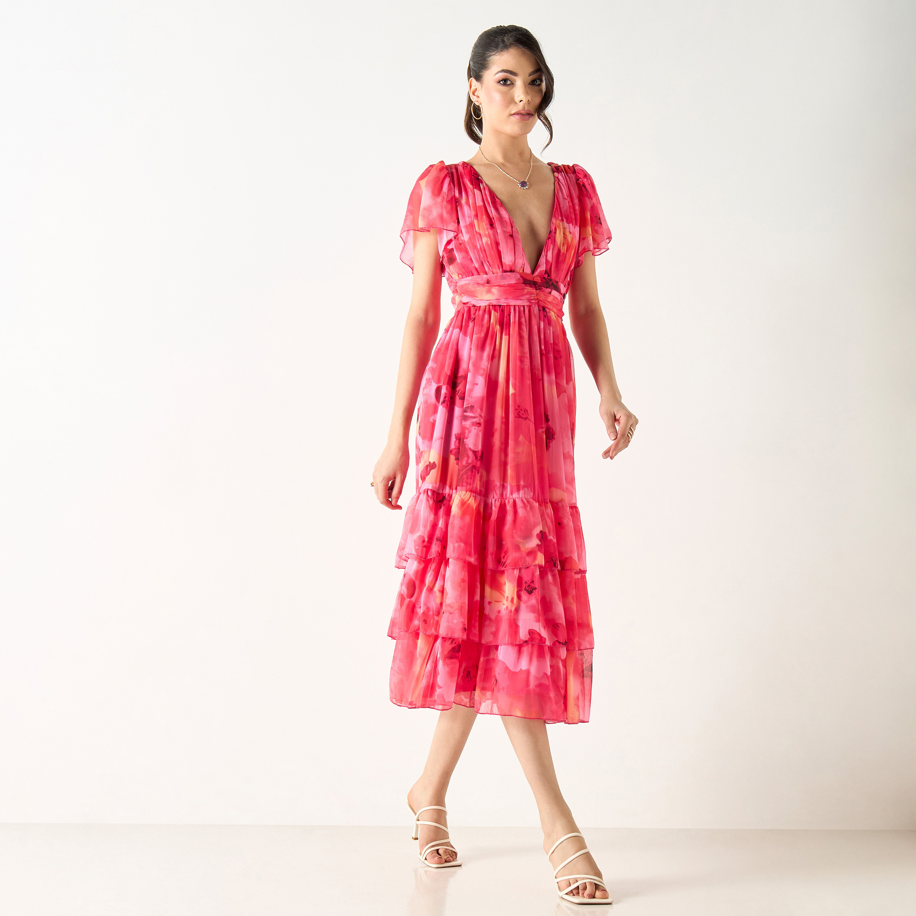 فستان ميدي بأكمام واسعة وبياقة عميقة وطبعات أزهار-women-clothing-dresses-image-2