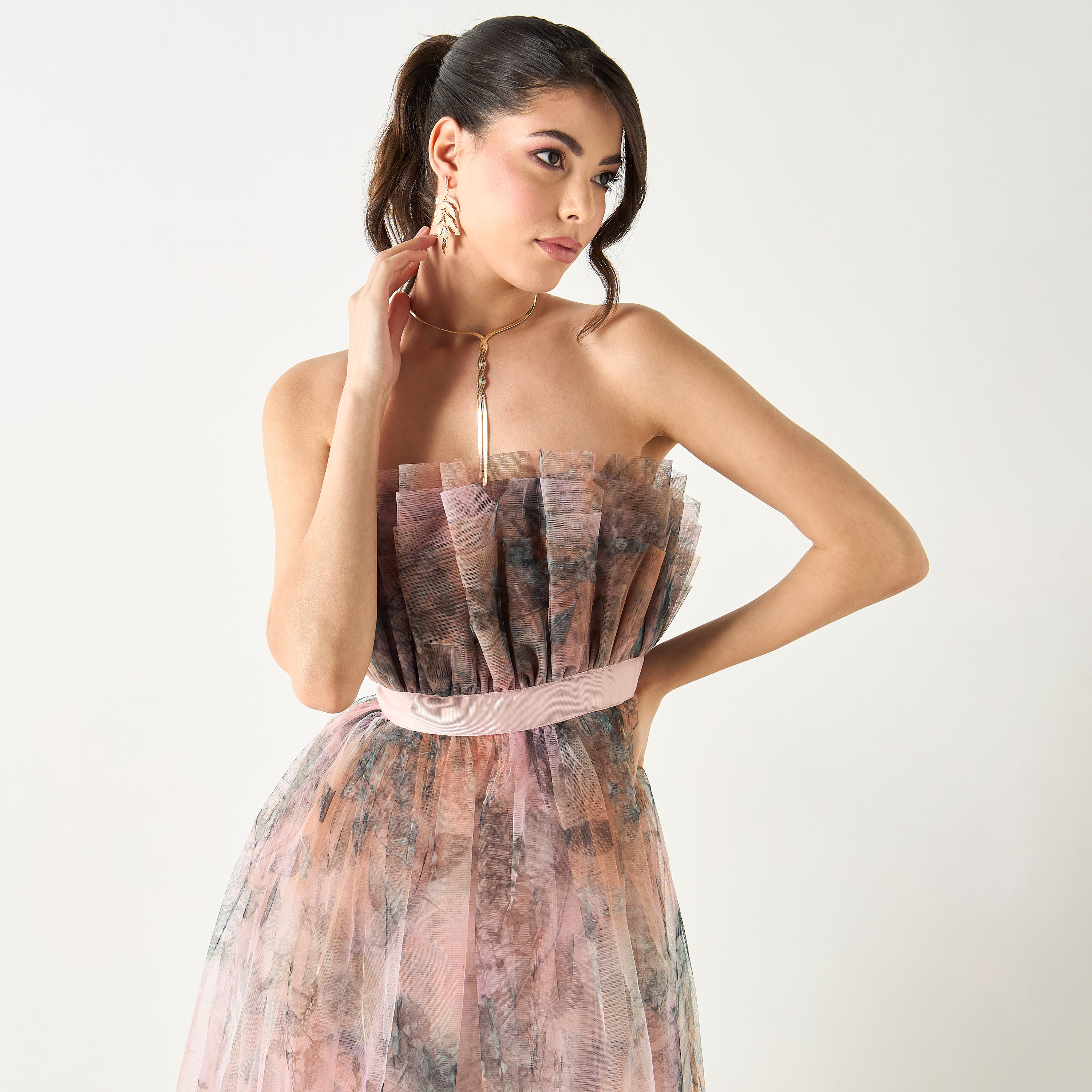 فستان ماكسي شبك بطبعات من ليس آند بيدز-women-clothing-dresses-image-4