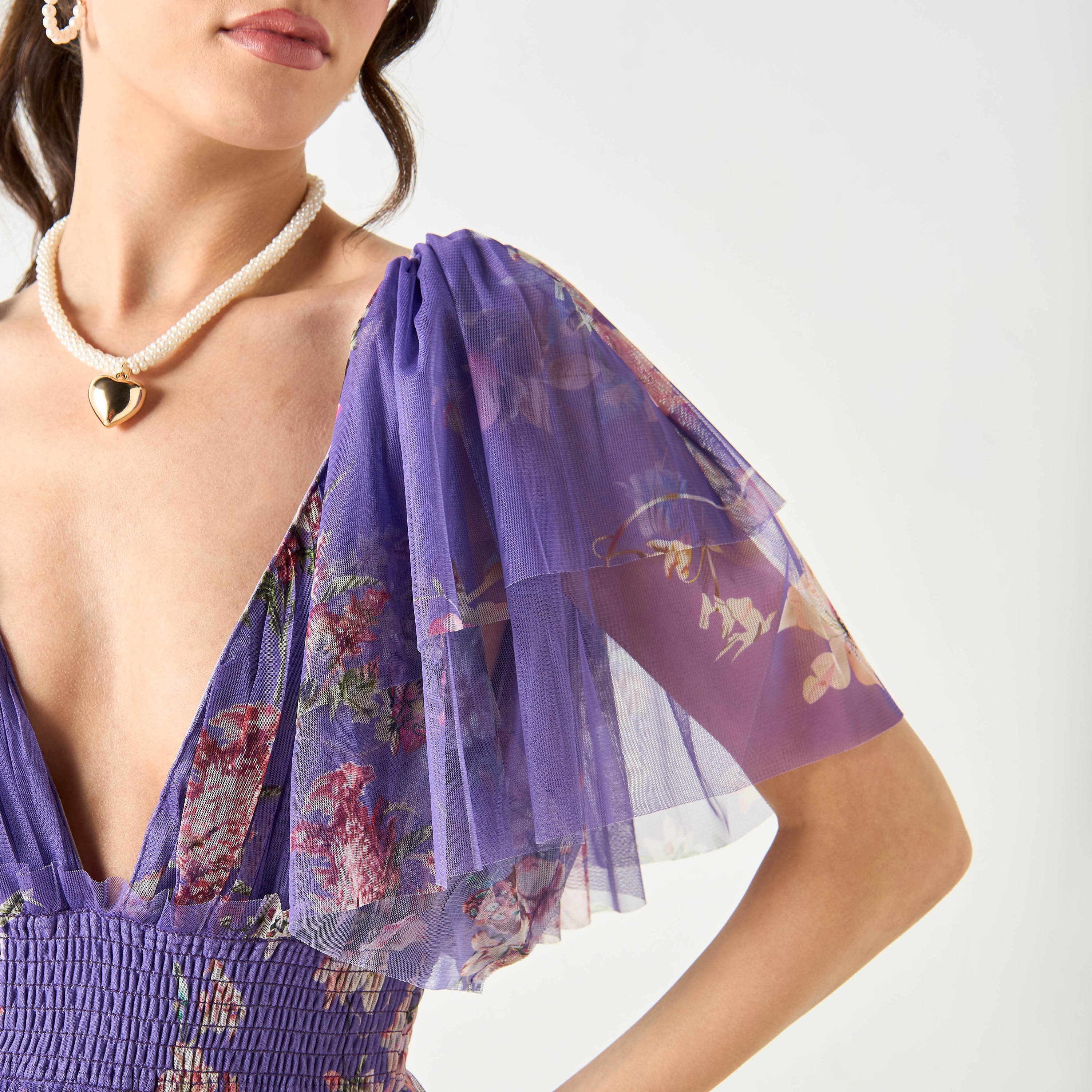 فستان شبكي طويل بطبعات زهور وأكمام واسعة وطبقات من ليس آند بيدز-women-clothing-dresses-image-5