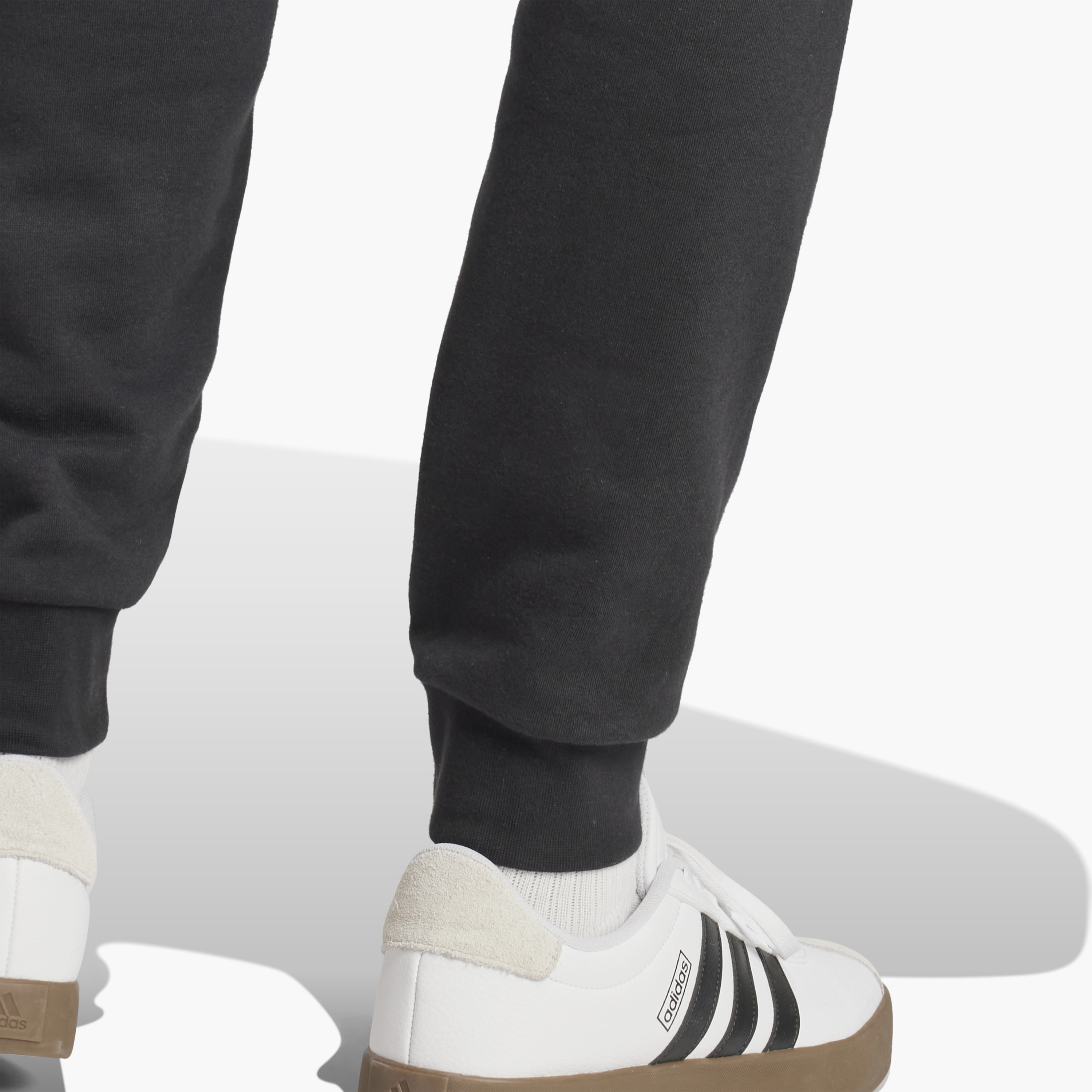 أديداس - فيزون أساسي - شعار كبير - فرينش تيري - للرجال-sports-men-clothing-bottoms-image-7