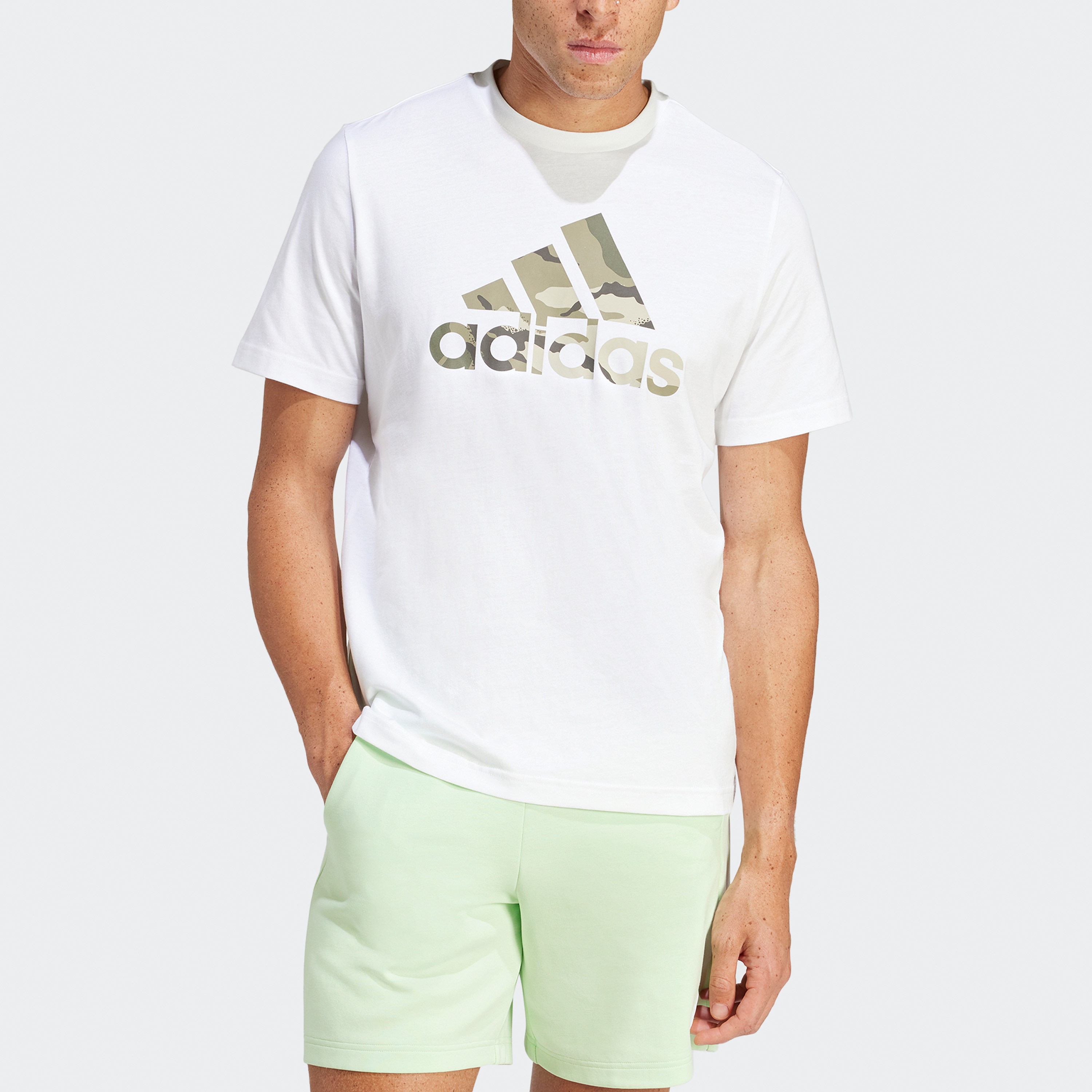 أديداس - تي شيرت جرافيكي بشعار جيشي IN6472-men-clothing-sportswearandactivewear-tshirtsandpolos-image-4