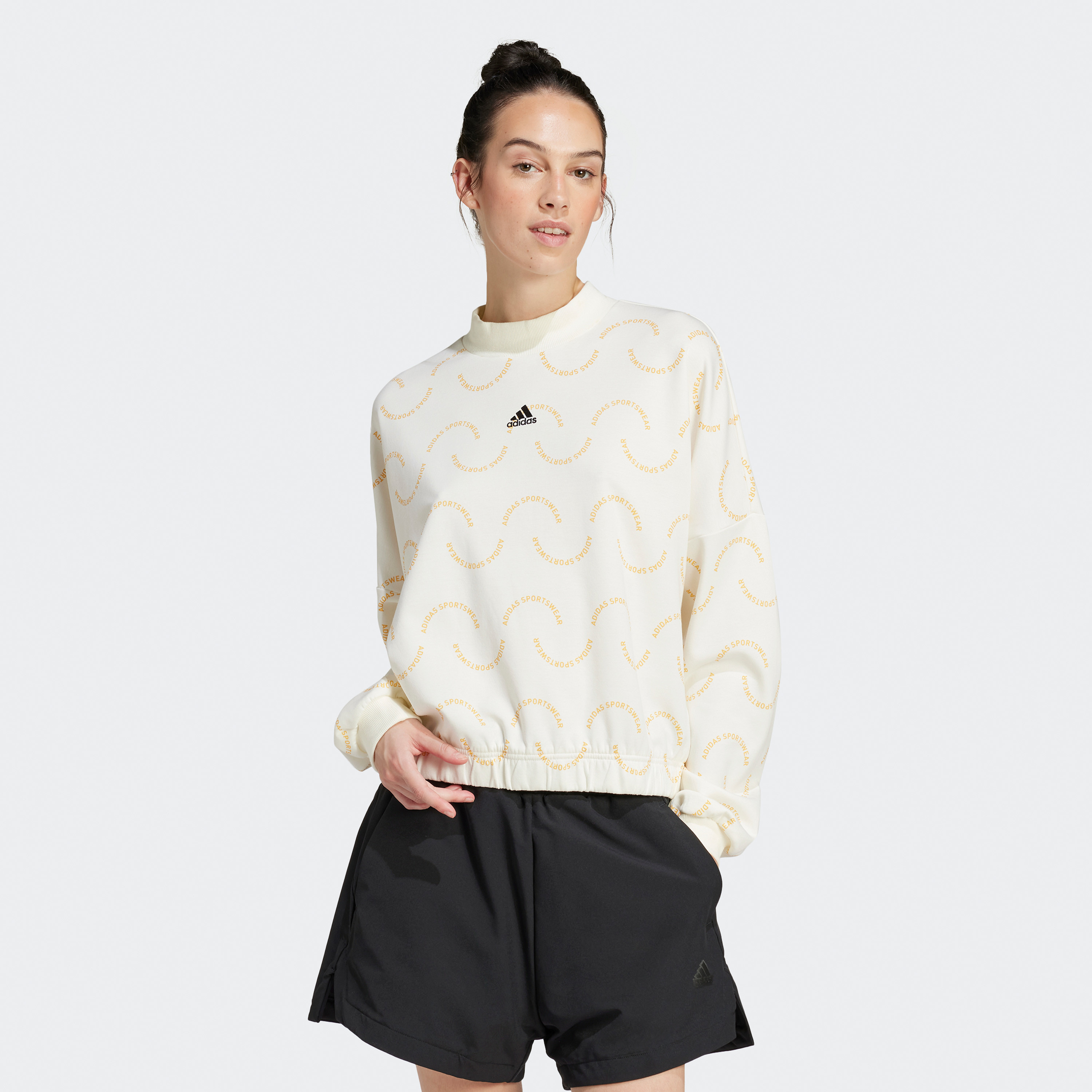 أديداس - سويت شيرت جرافيكي فضفاض ريسورت IN7334-women-clothing-hoodiesandsweatshirts-sweatshirts-image-1