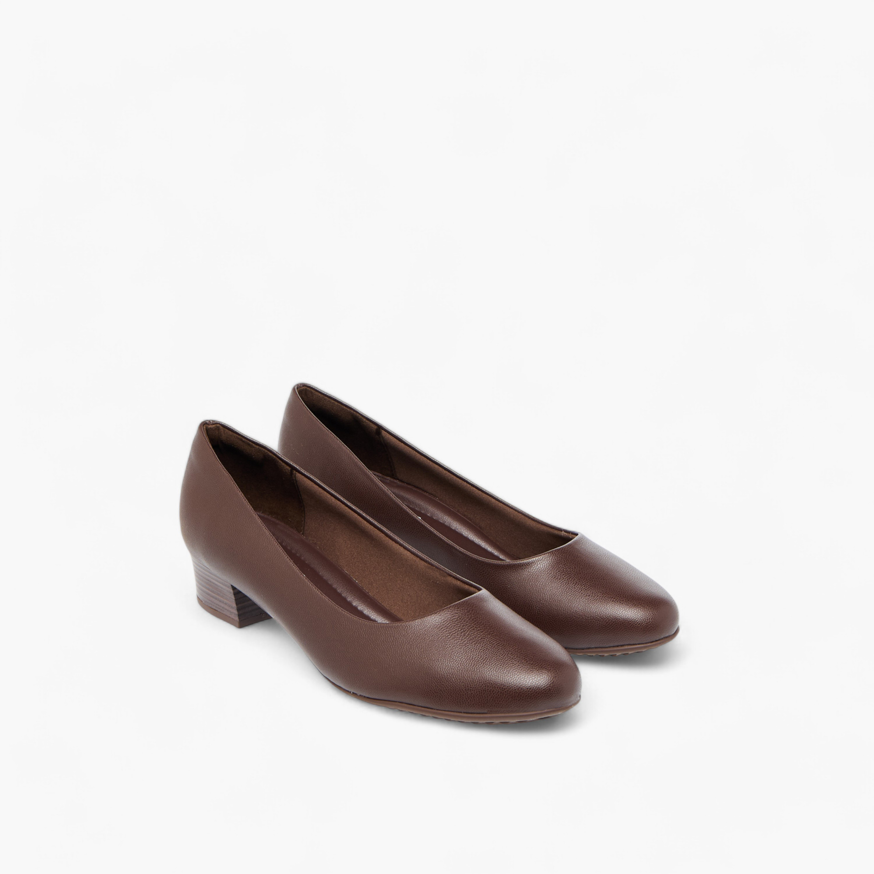 حذاء كلاسيكي سادة سهل الارتداء بكعب سميك من بيكاديللي-women-shoes-heels-image-1